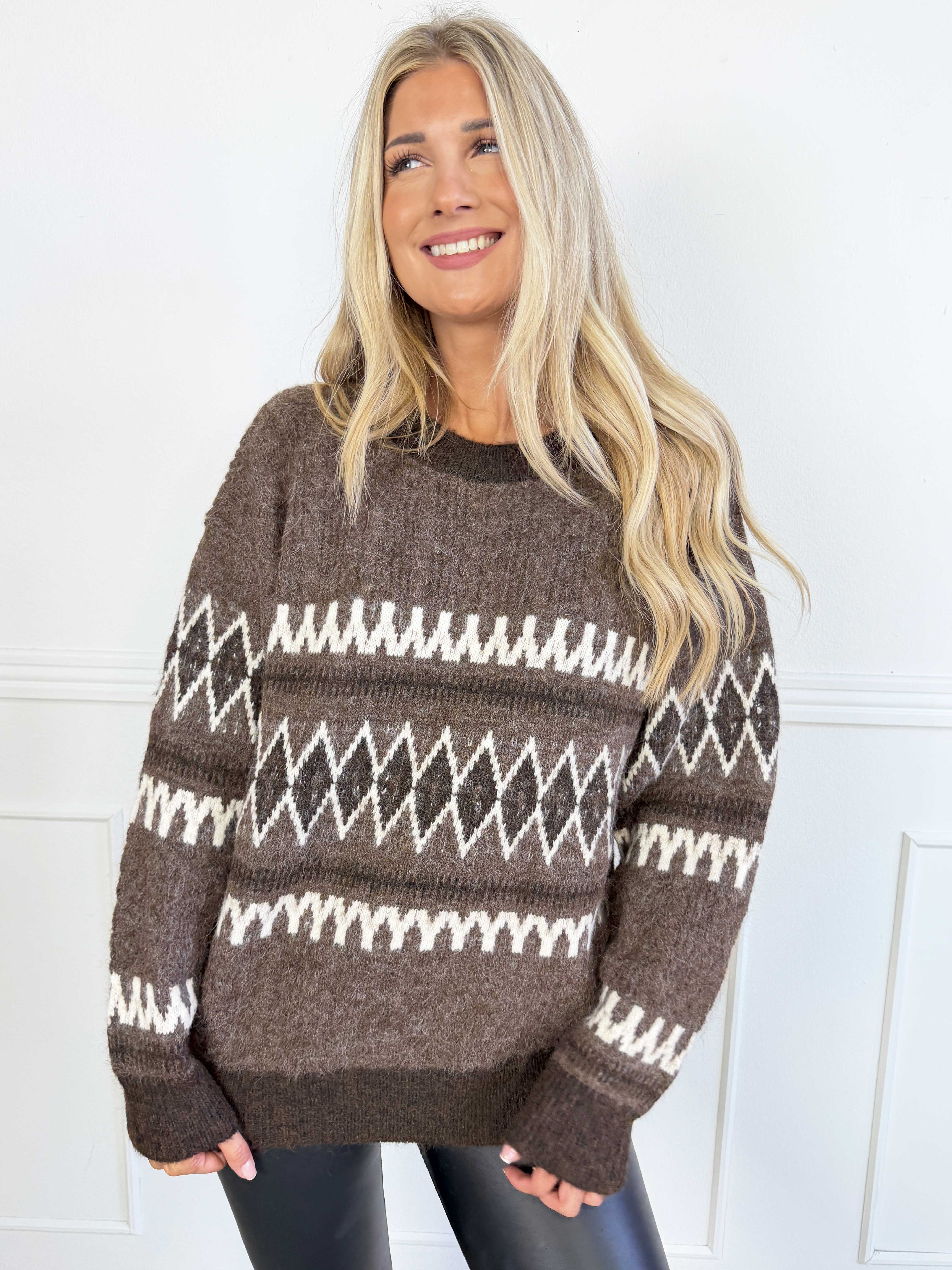 Isa - Skön och mjuk stickad tröja med vackert mönster i nordisk design