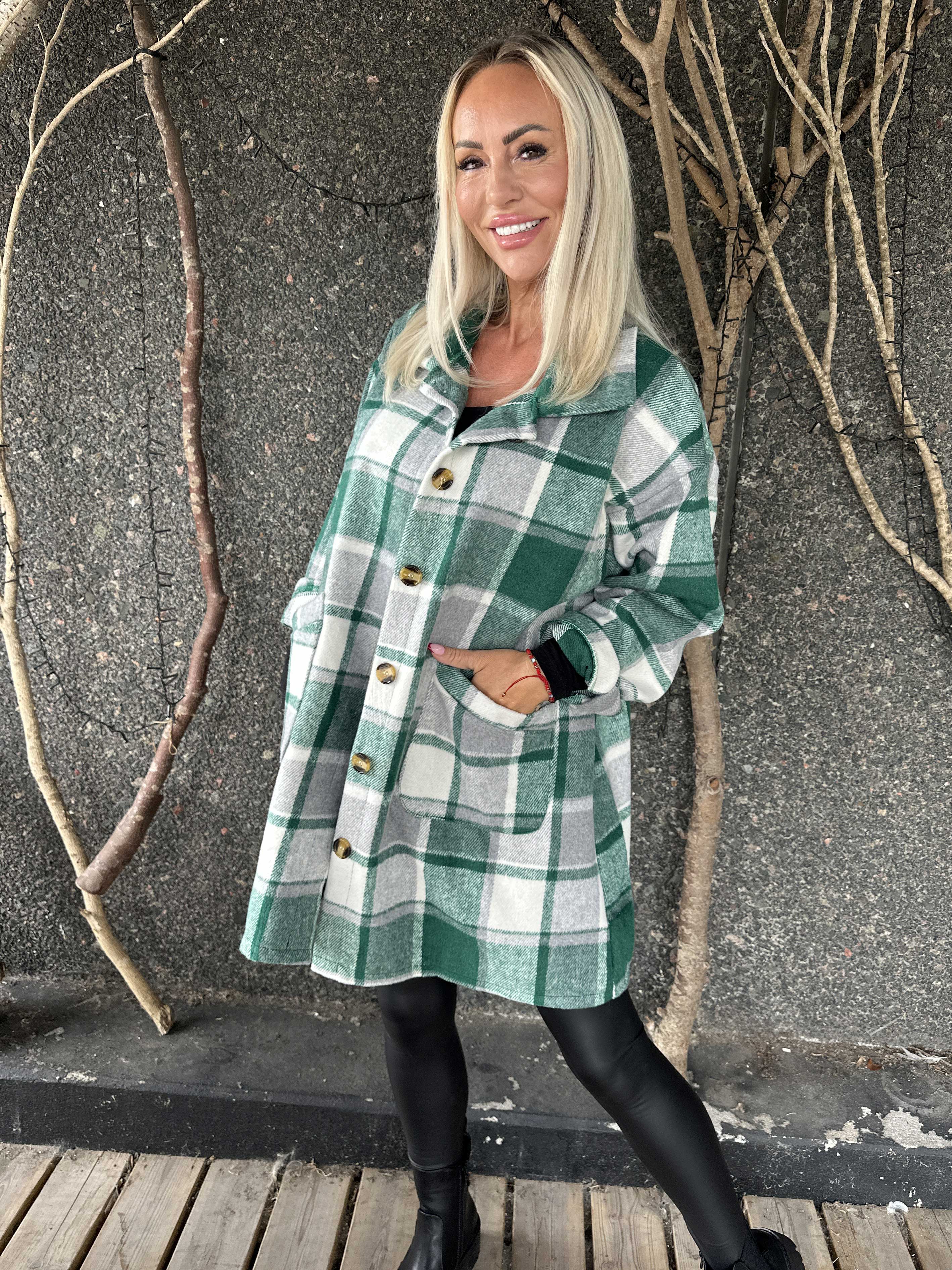 Lagos - Mjuk rutig skjortjacka i viskos