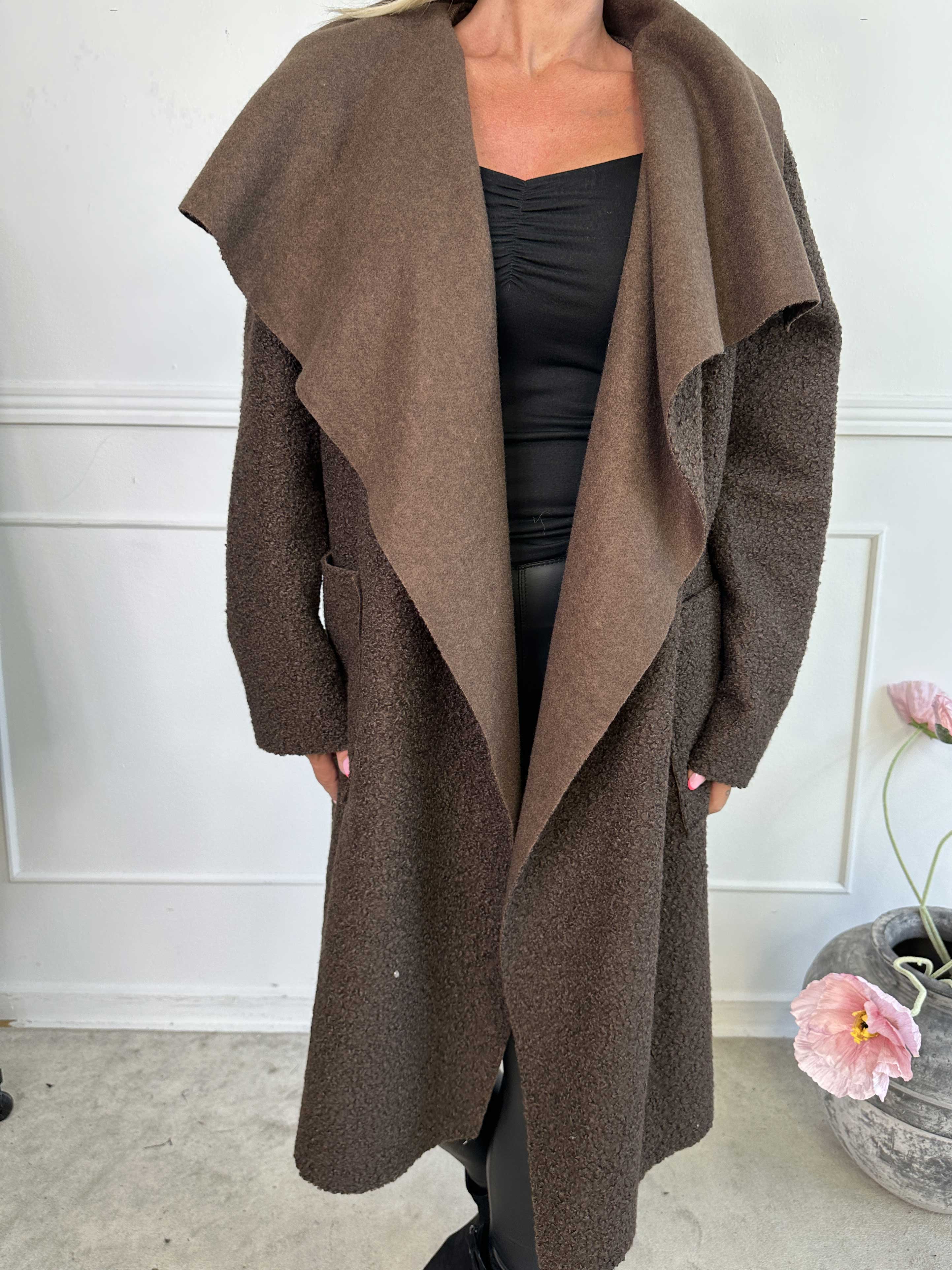 Malfrid - Kappa i mjuk teddy med shiny stjärnor