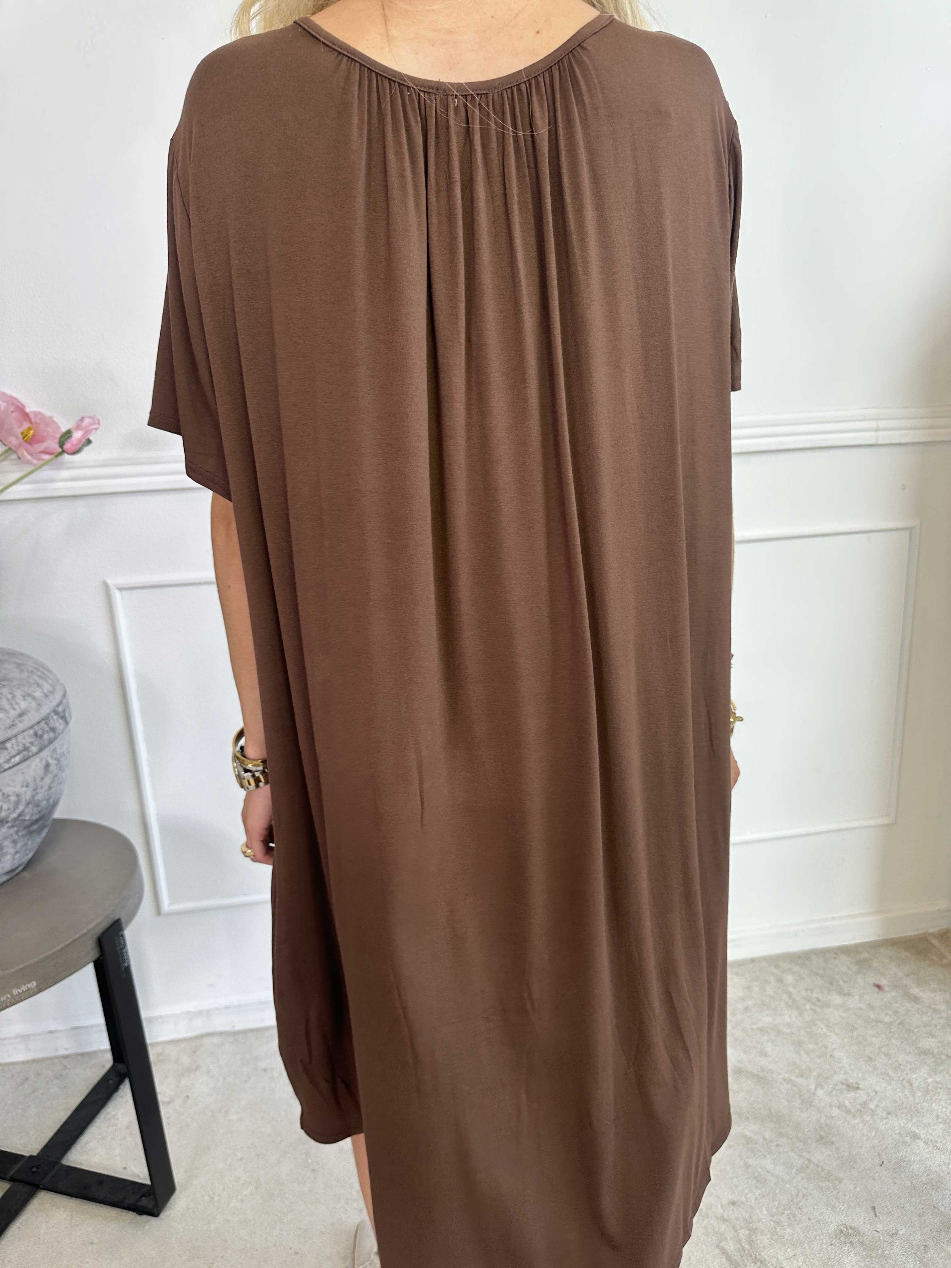 Miravi Sparkle - Lös klänning i elastiskt tyg med strass