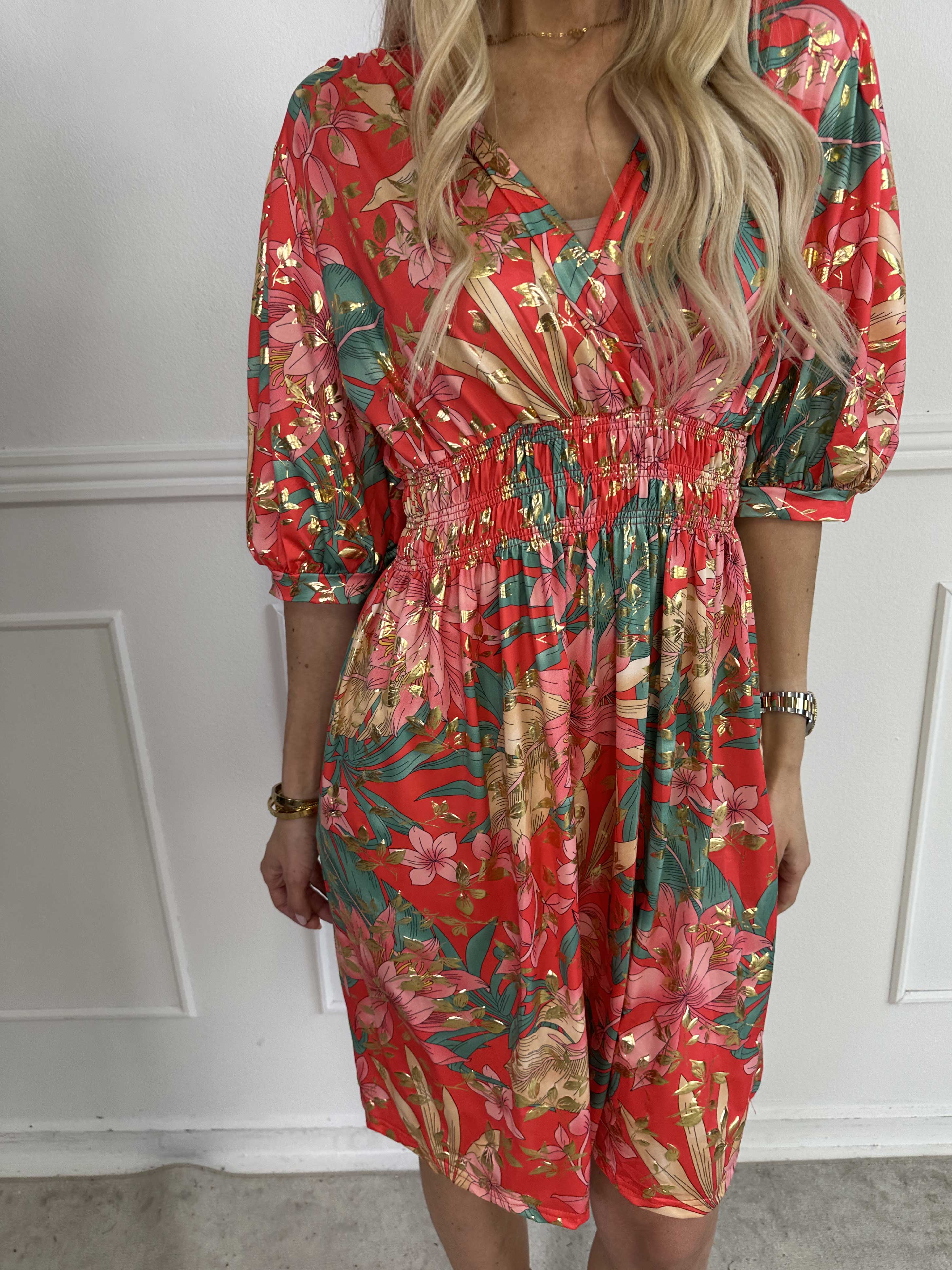 Pamina Leaf Short - Kort elastisk klänning med bladmotiv