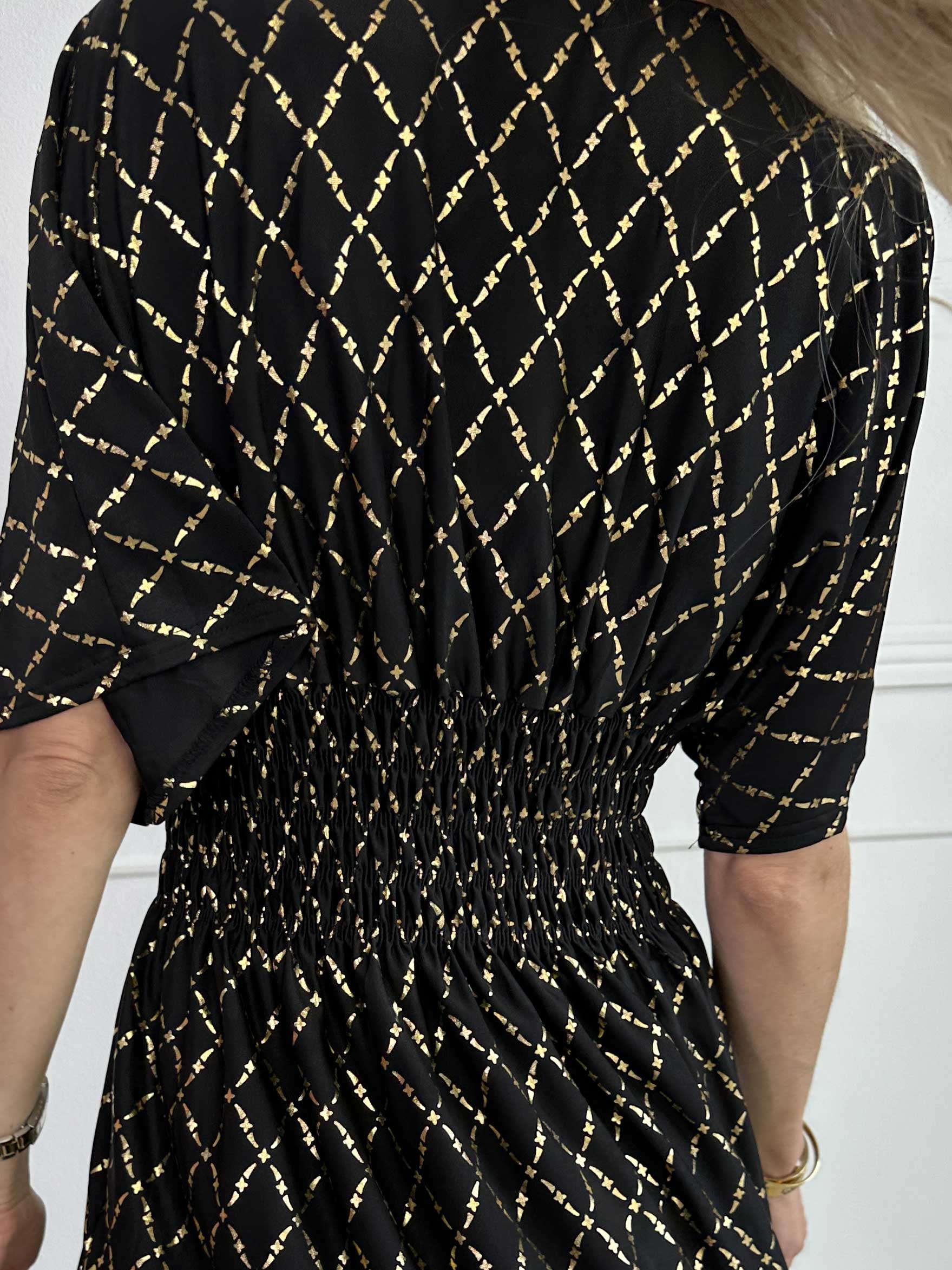 Pams Gold Check Short - Kort elastisk klänning med gulddetaljer