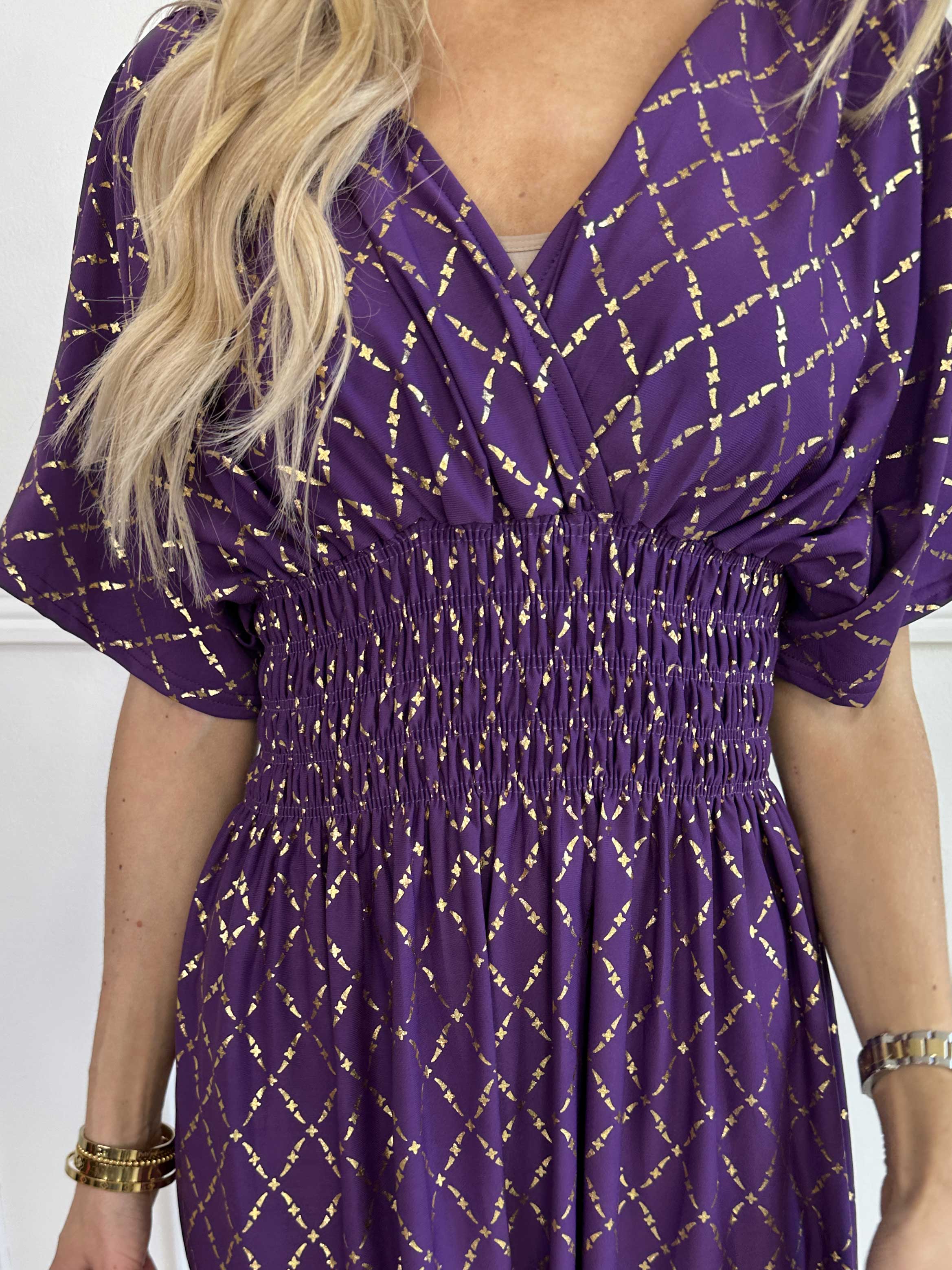 Pams Gold Check Short - Kort elastisk klänning med gulddetaljer