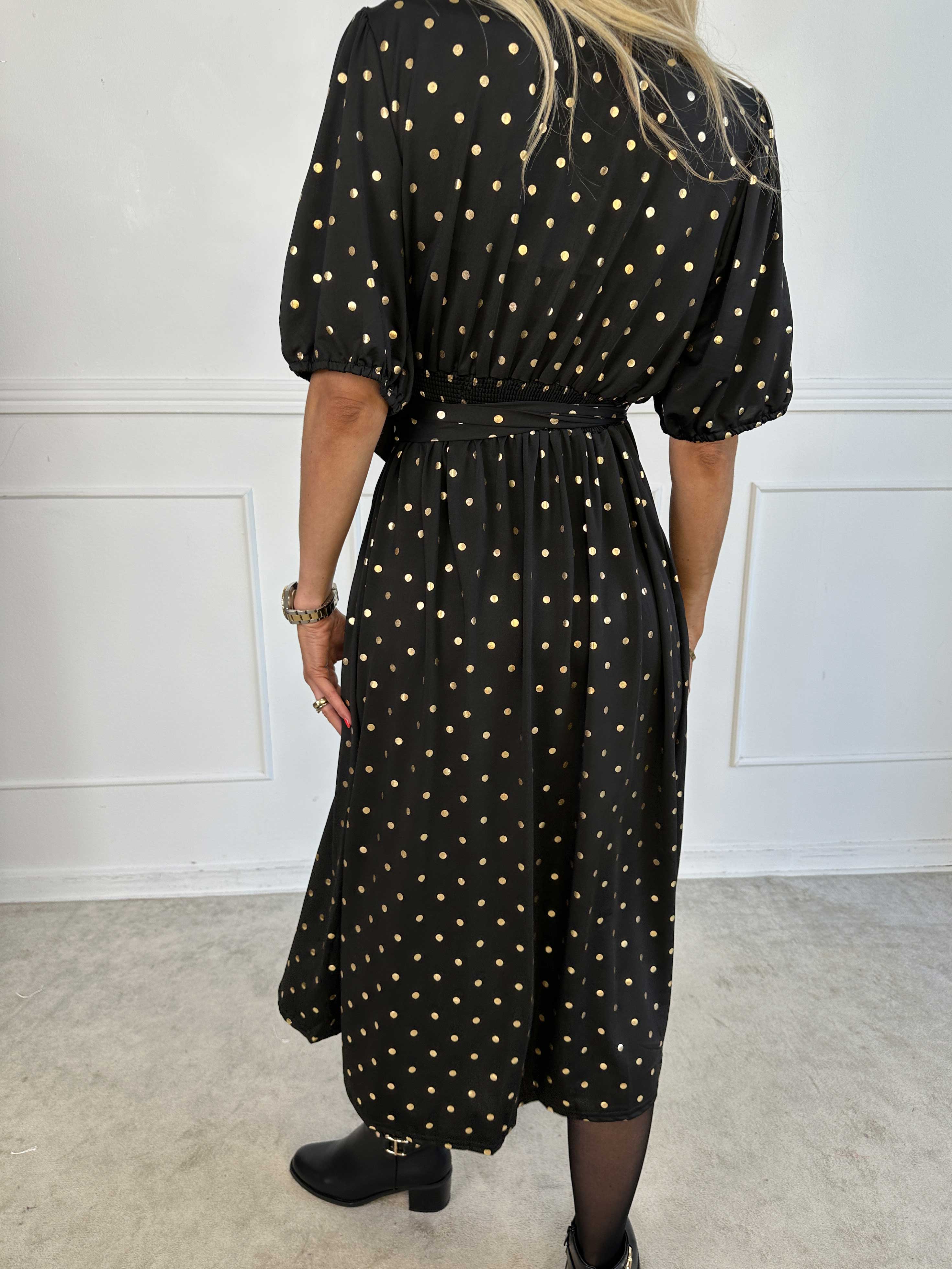 Primula Dust Gold - Klänning i omlott-look med guldprickar