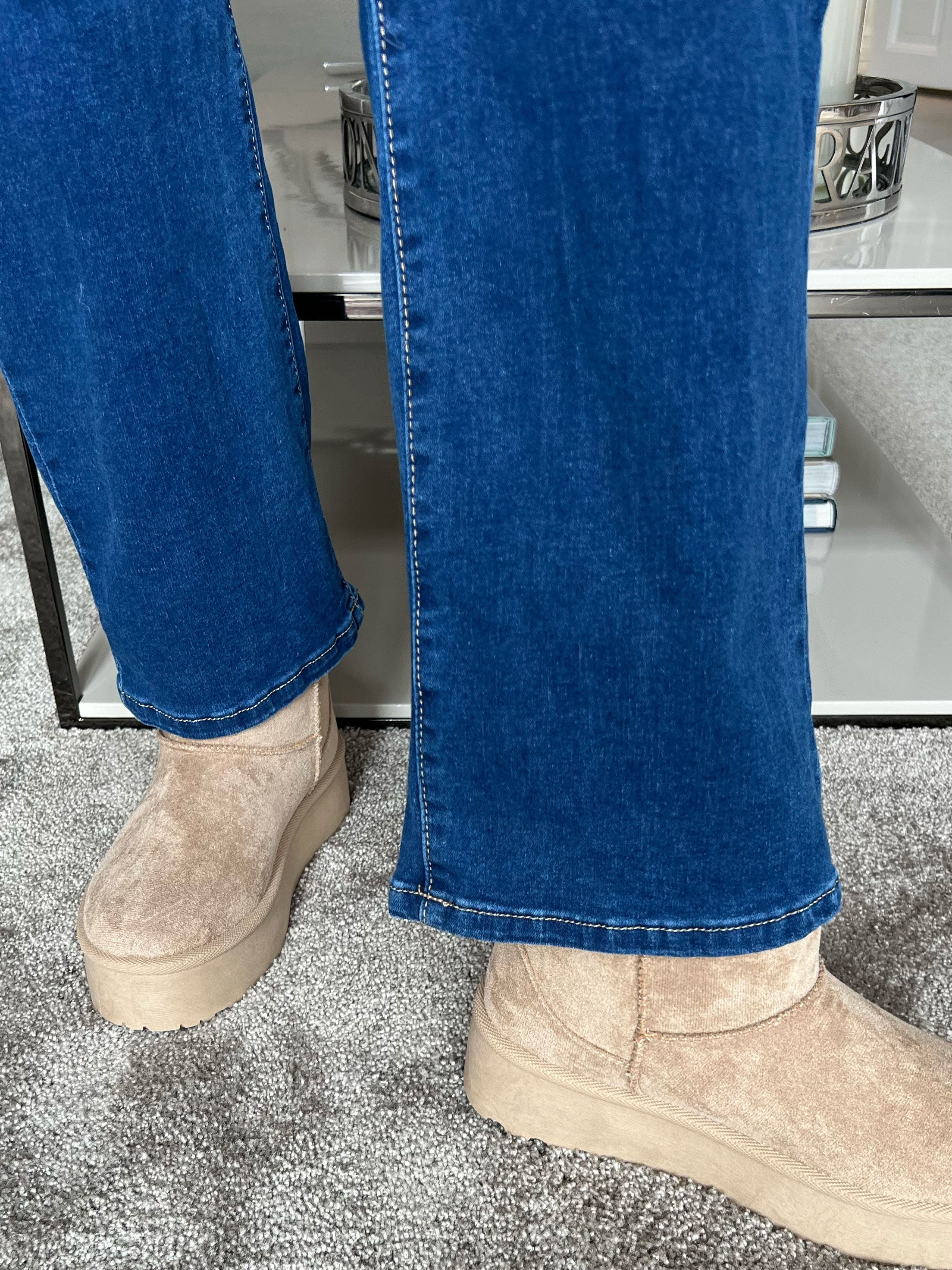 Sara - Denim jeans med stretch i tyget