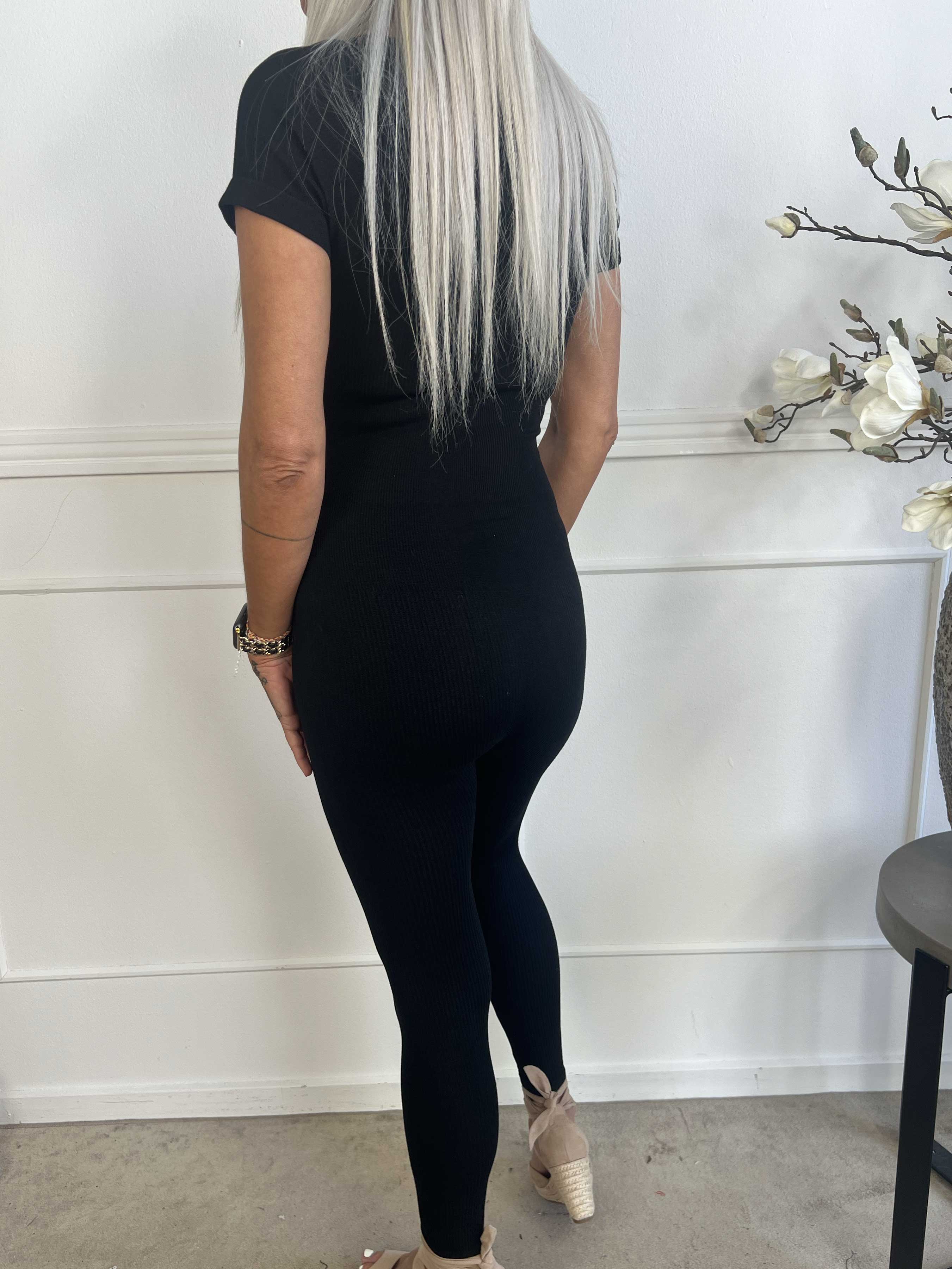 Slim Bodysuit - Bodysuit med mjuk elastisk ribb