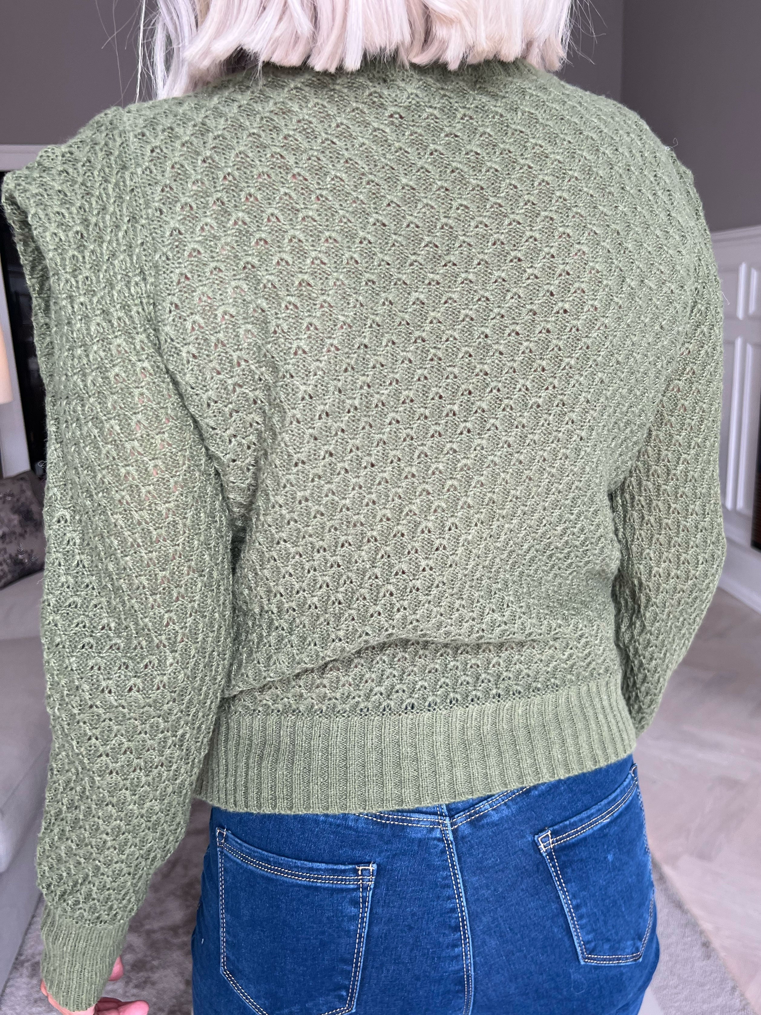 Taylor - Simpel stickad tröja med små puffärmar