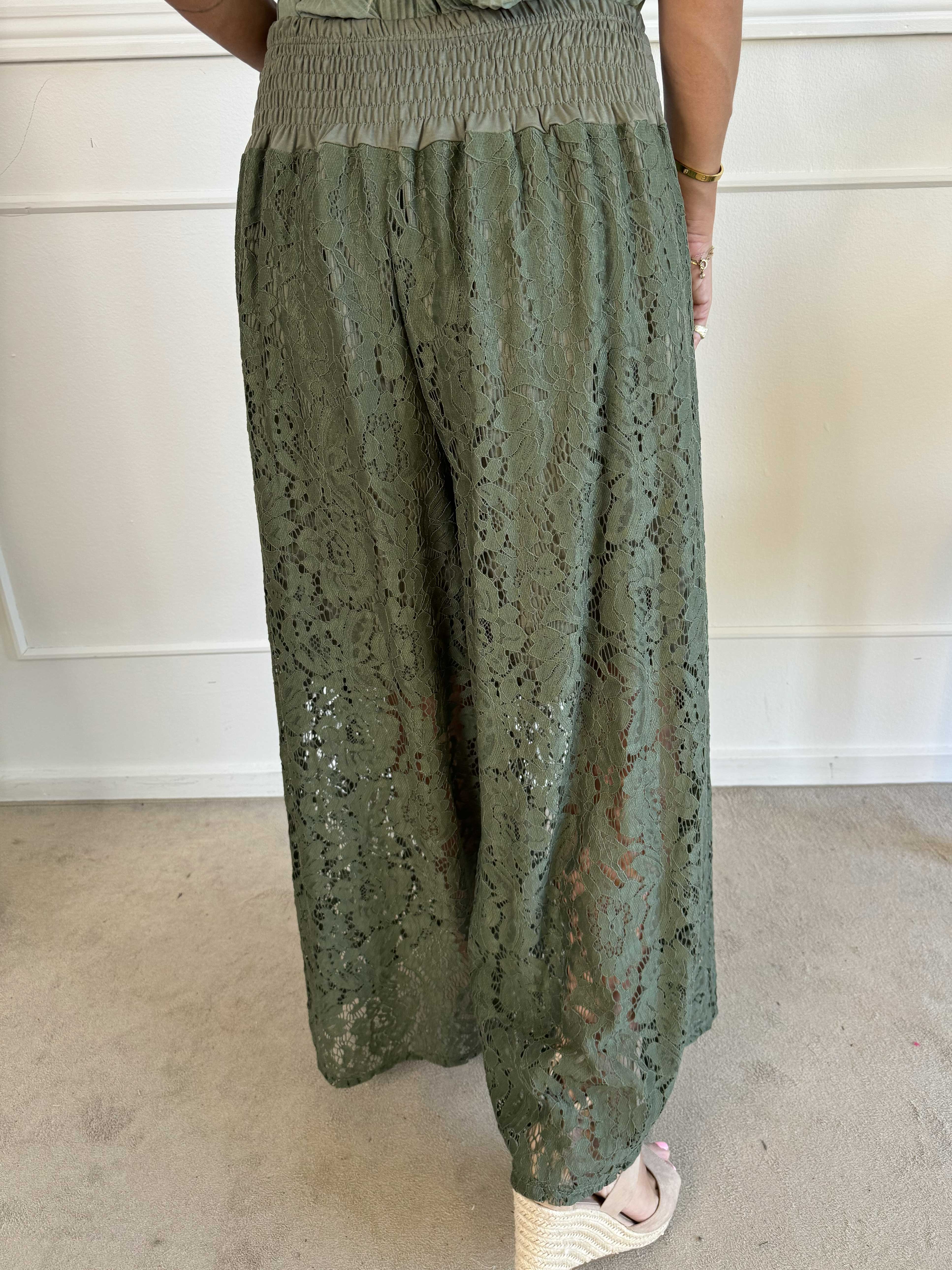 Valencia - Söta byxor med resår och spets