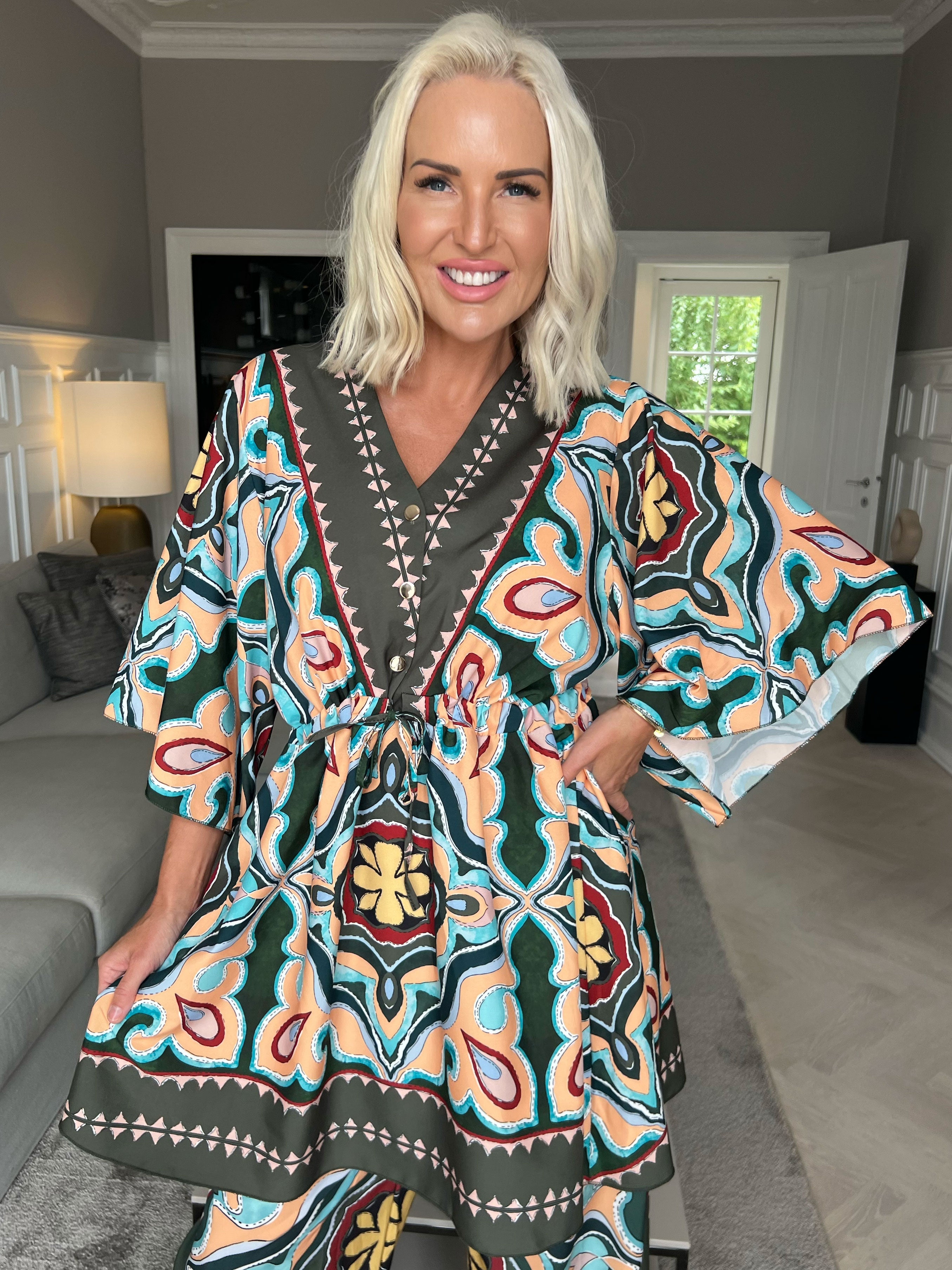 Yeva Tunika - Lång mönstrad tunika med knytband