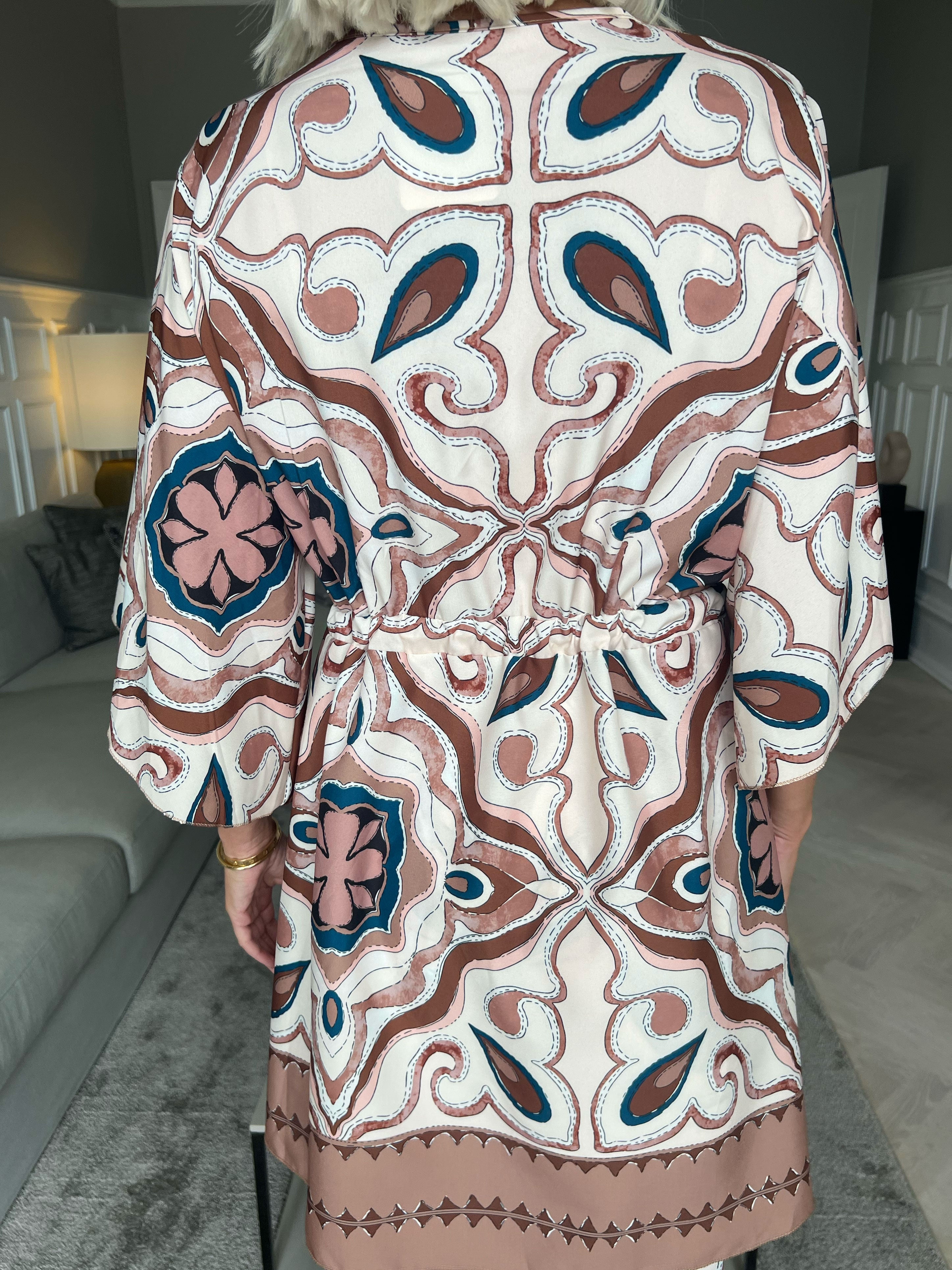 Yeva Tunika - Lång mönstrad tunika med knytband