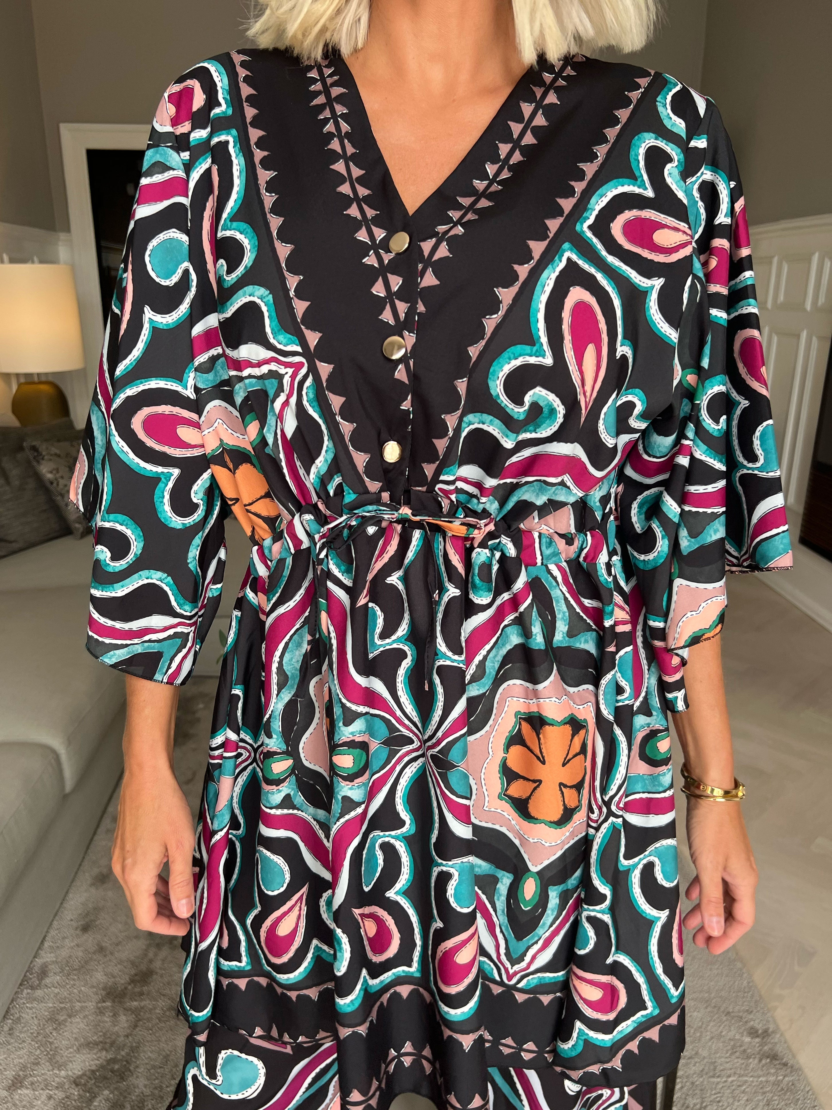 Yeva Tunika - Lång mönstrad tunika med knytband