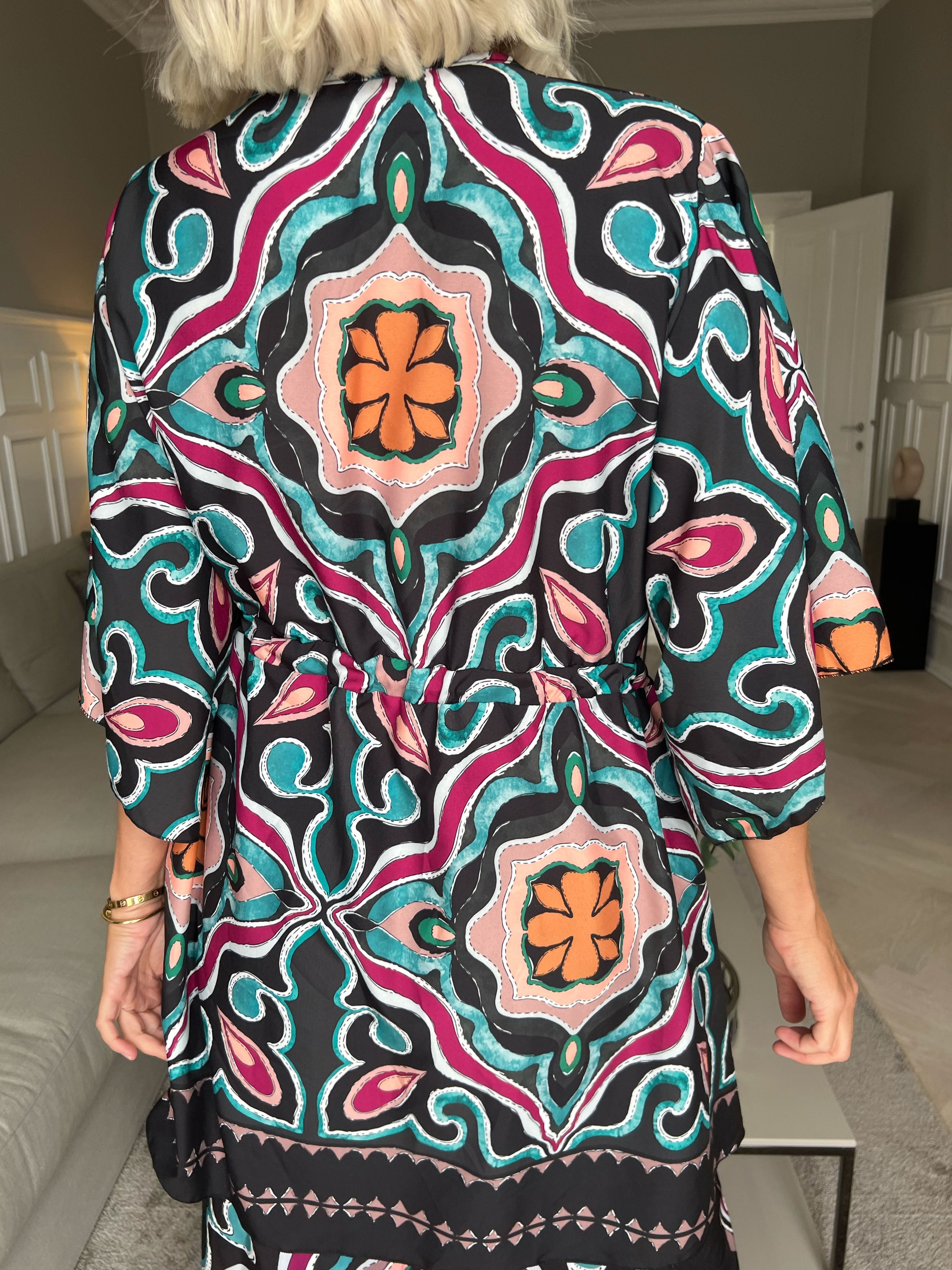 Yeva Tunika - Lång mönstrad tunika med knytband