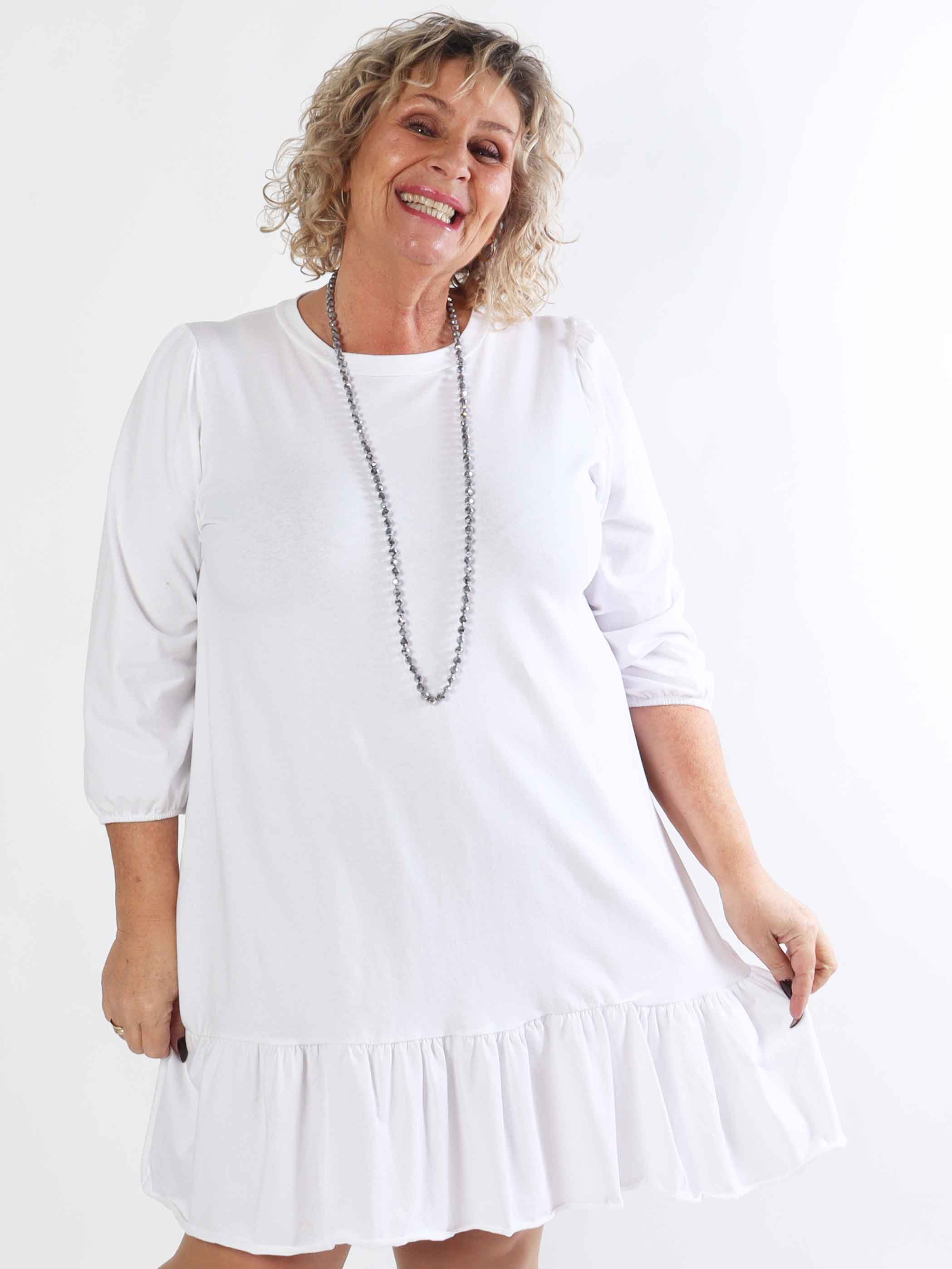 Zafira - Plus size joggingkjole i bomuld med sød flæsekant