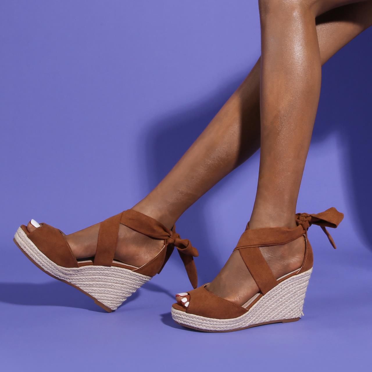 Malucca - Espadrillos med klack och knytband