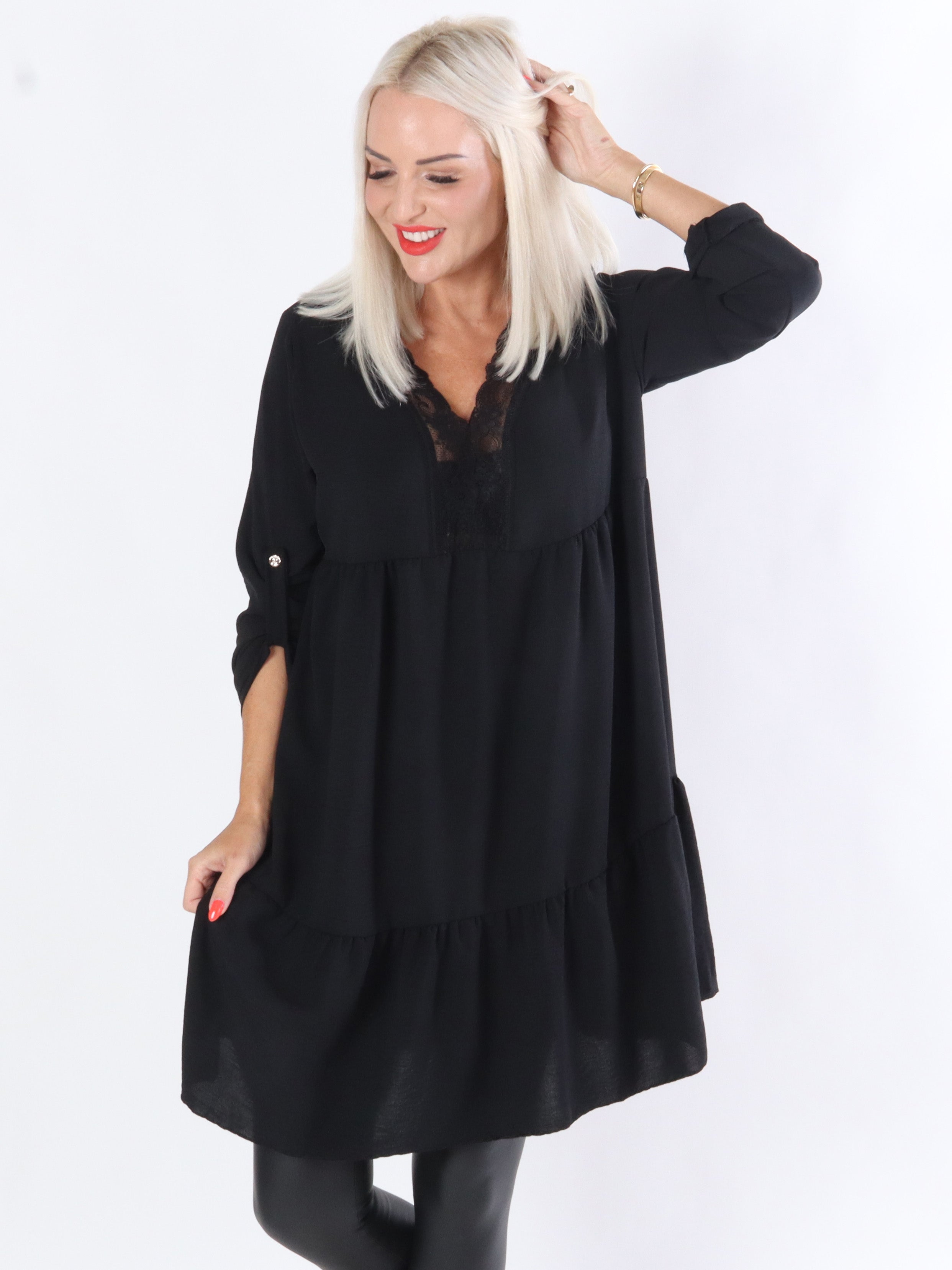 Abbelone - Tunika med spetskant i halsen