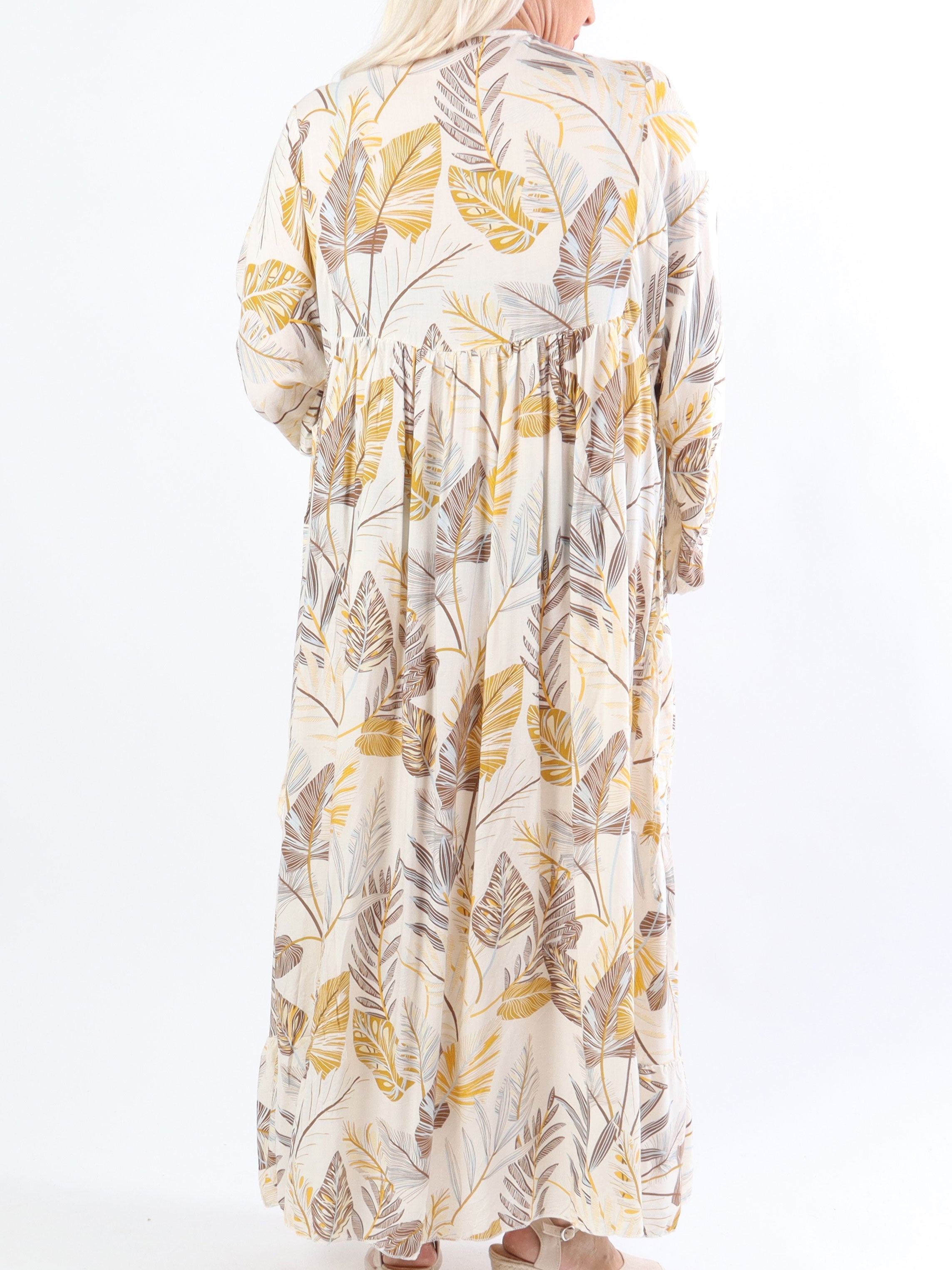 Adelaida Leaf - Plus size klänning med snäckor och fransar