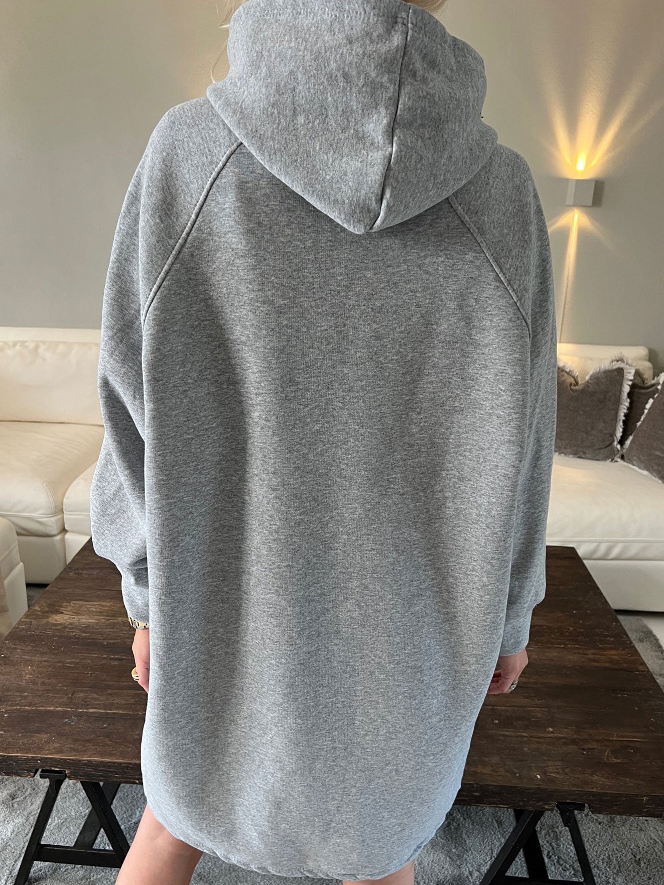 Adrianna - Hoodie klänning med text framtill