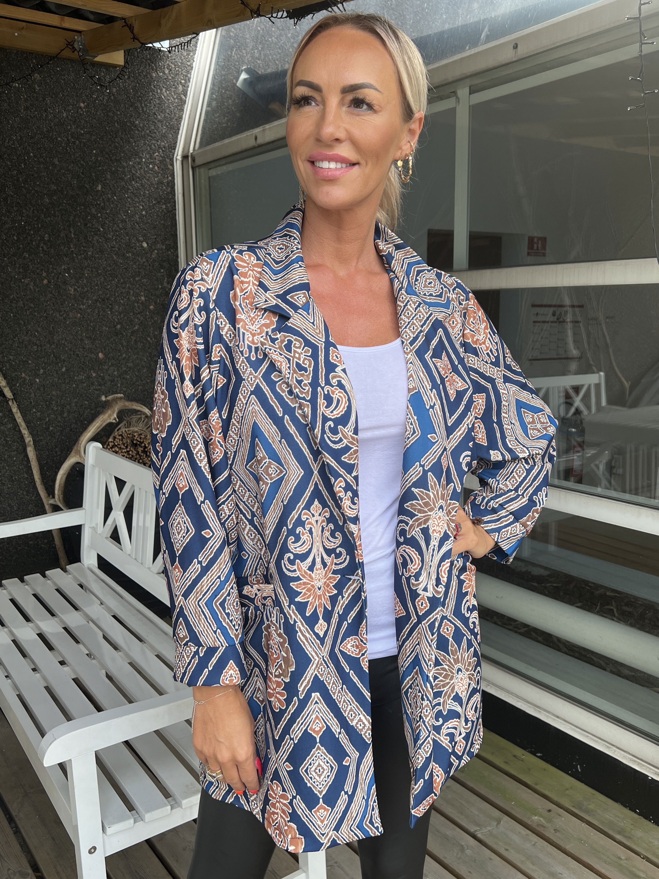 Alberte Pattern - Blazer i mönster - Navy