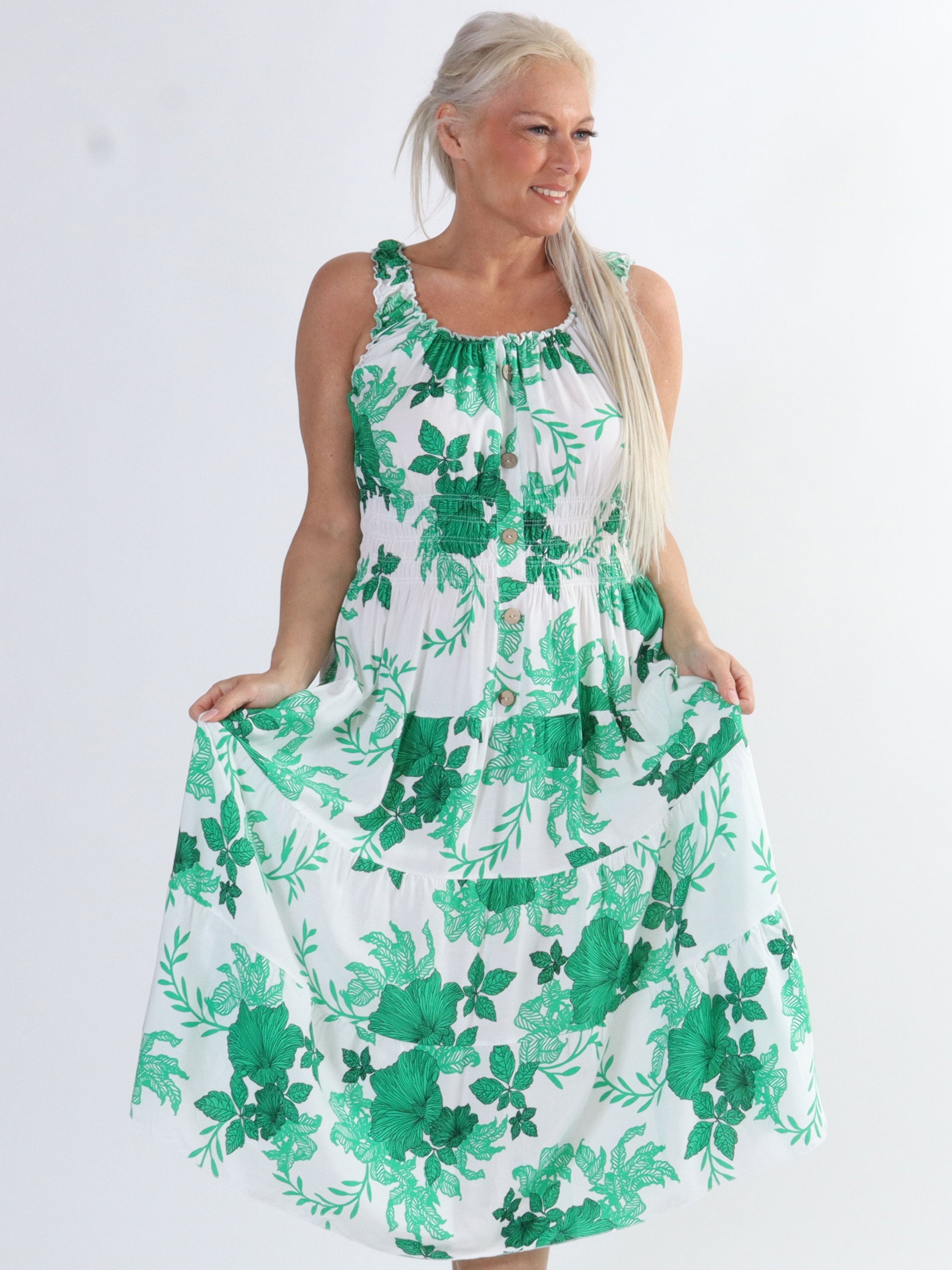 Alicia flower short - Lång plus size klänning med smock och blommigt tryck