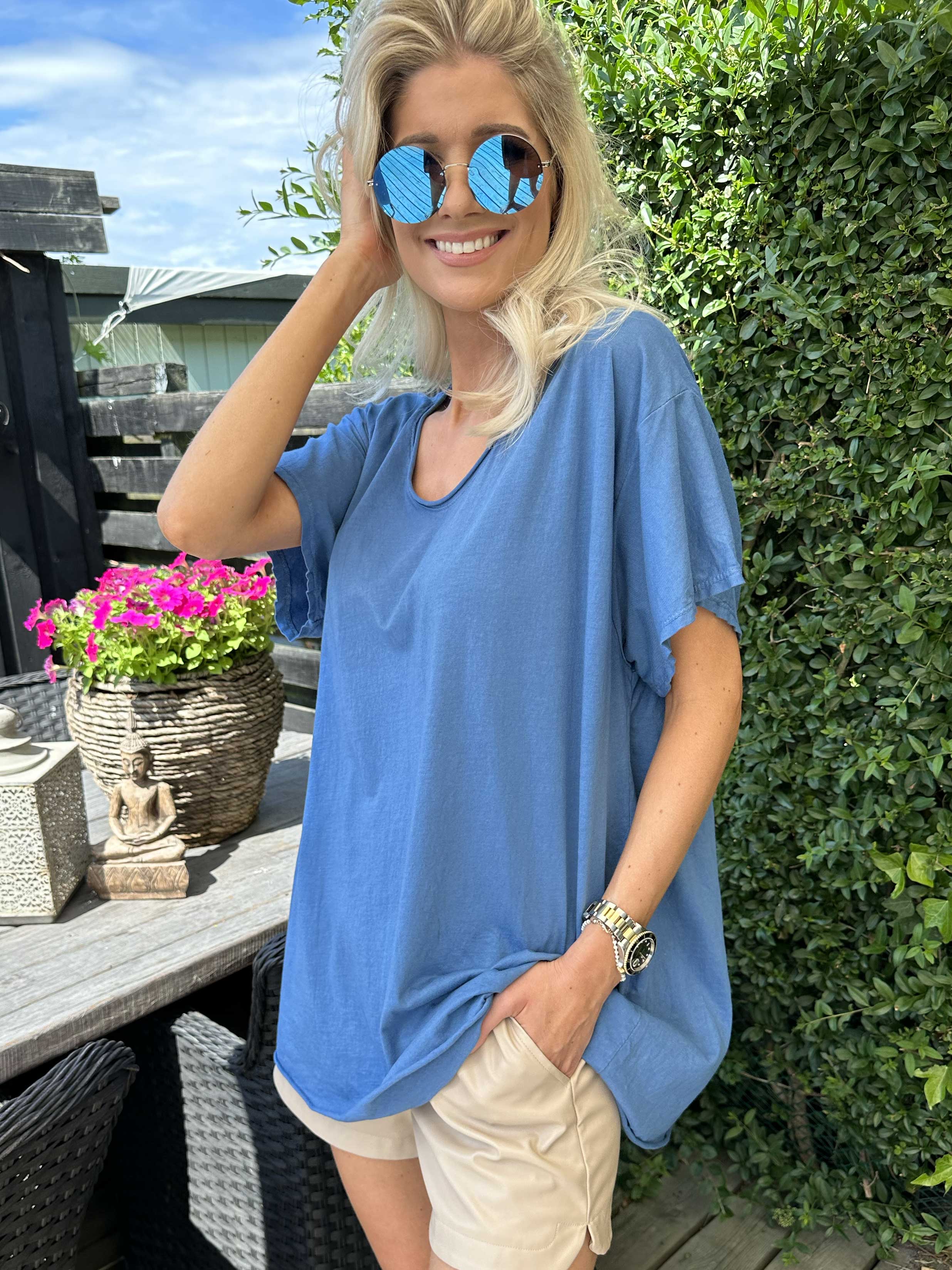 Alison - T-shirt med V-ringning i bomull