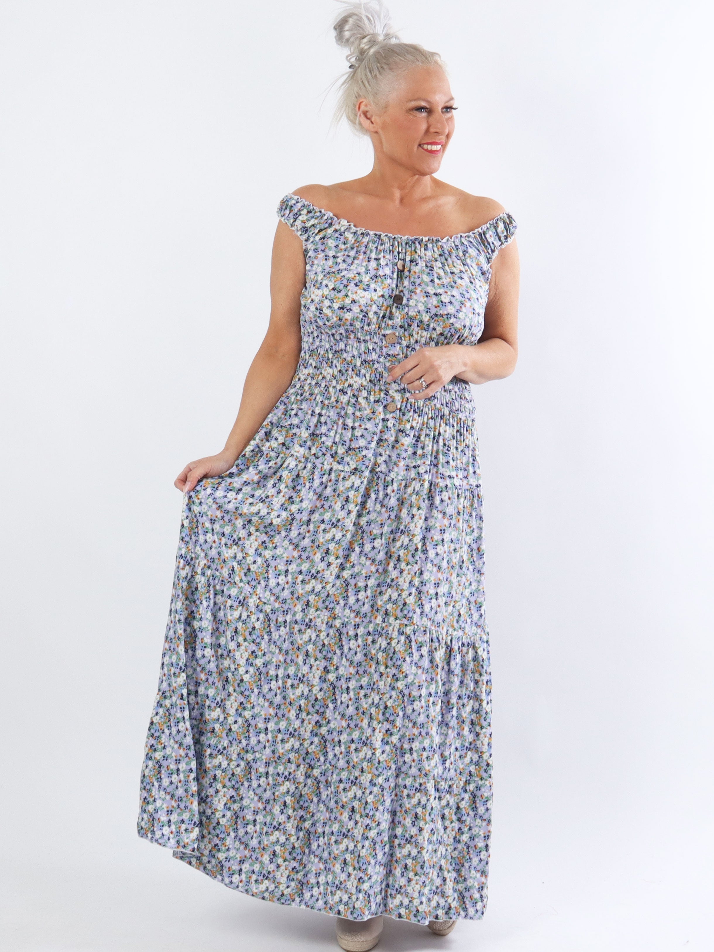 Alicia Flower - Lång bandklänning i plus size med litet blommigt tryck - Lavender