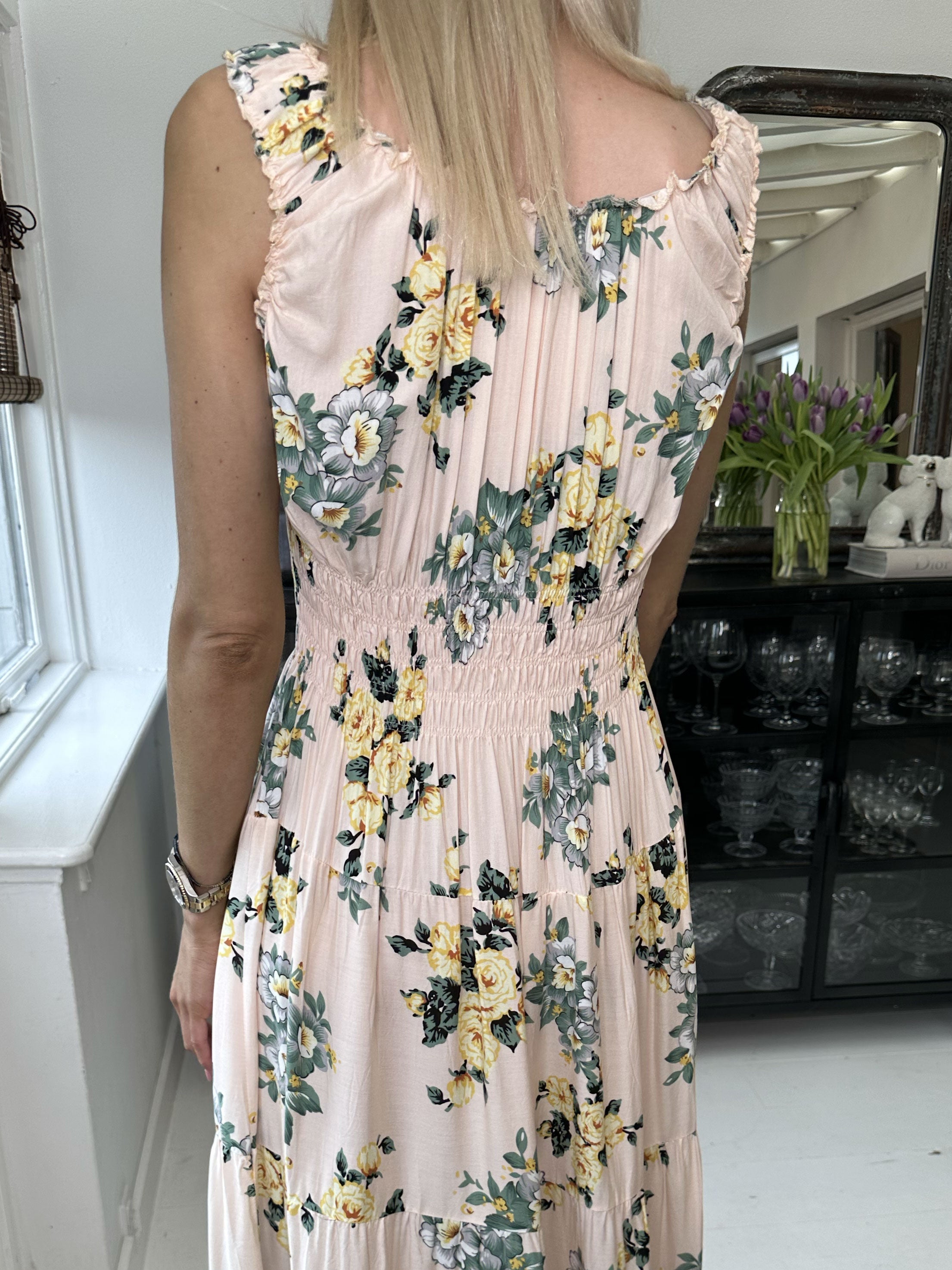 Alicia Rose - Lång bandklänning med blommigt tryck - Light blue