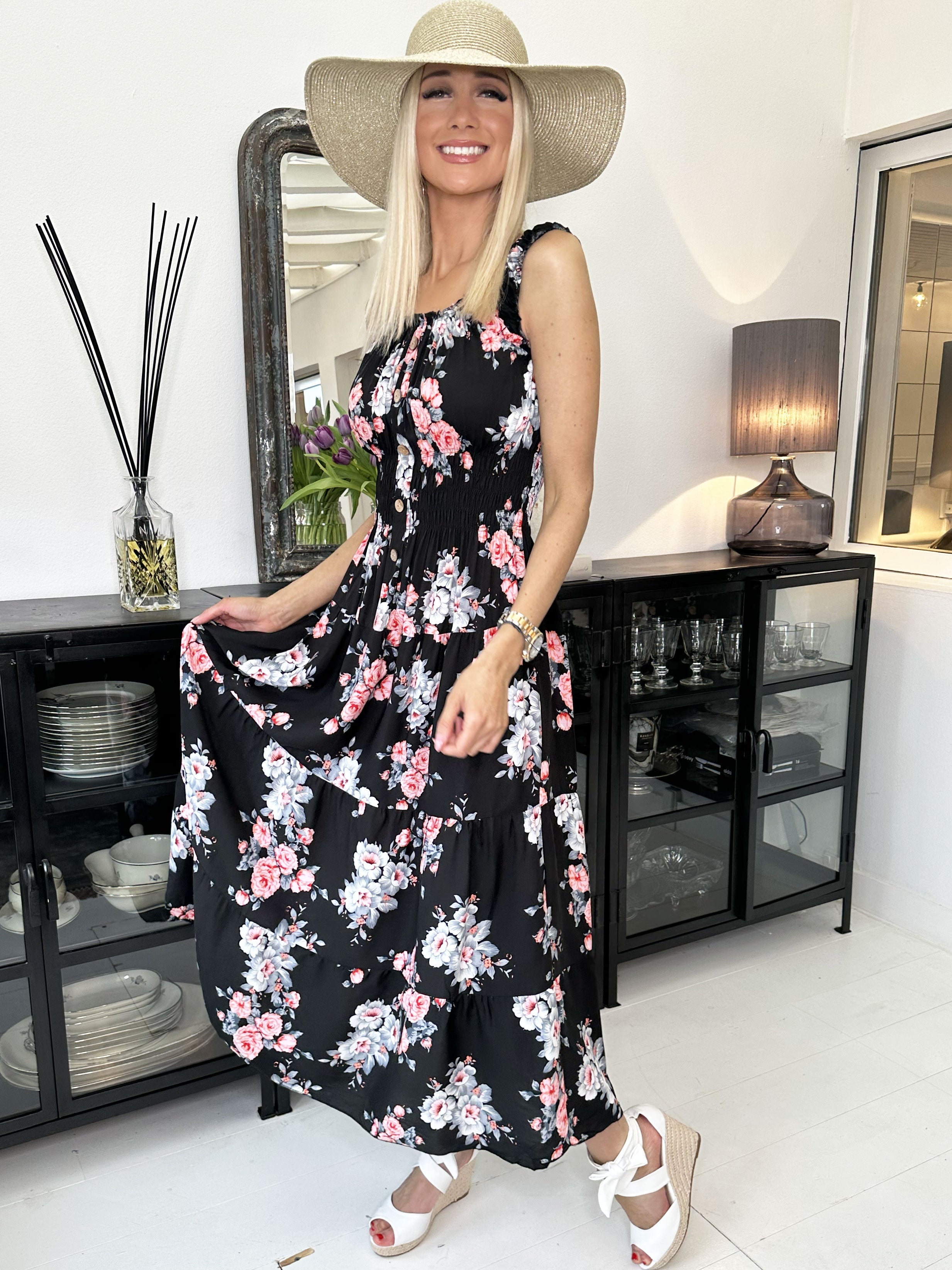 Alicia Rose - Lång bandklänning med blommigt tryck