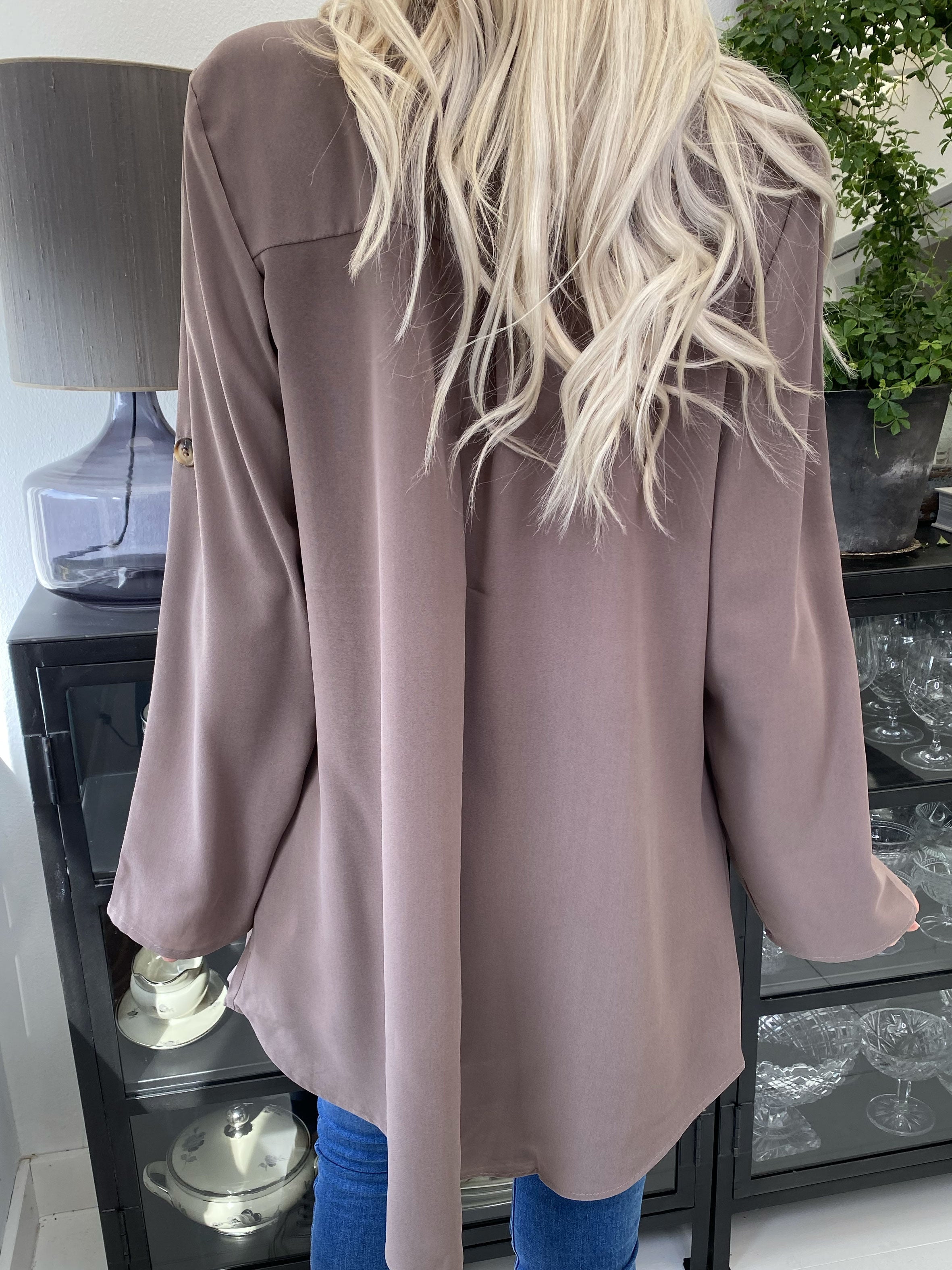 Alyssa - Lätt enkel skjorta i lös passform