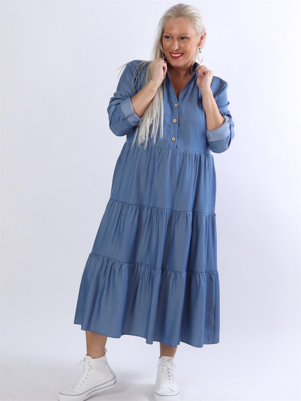 Amal - Mörkblå skjortklänning med lager på lager-look