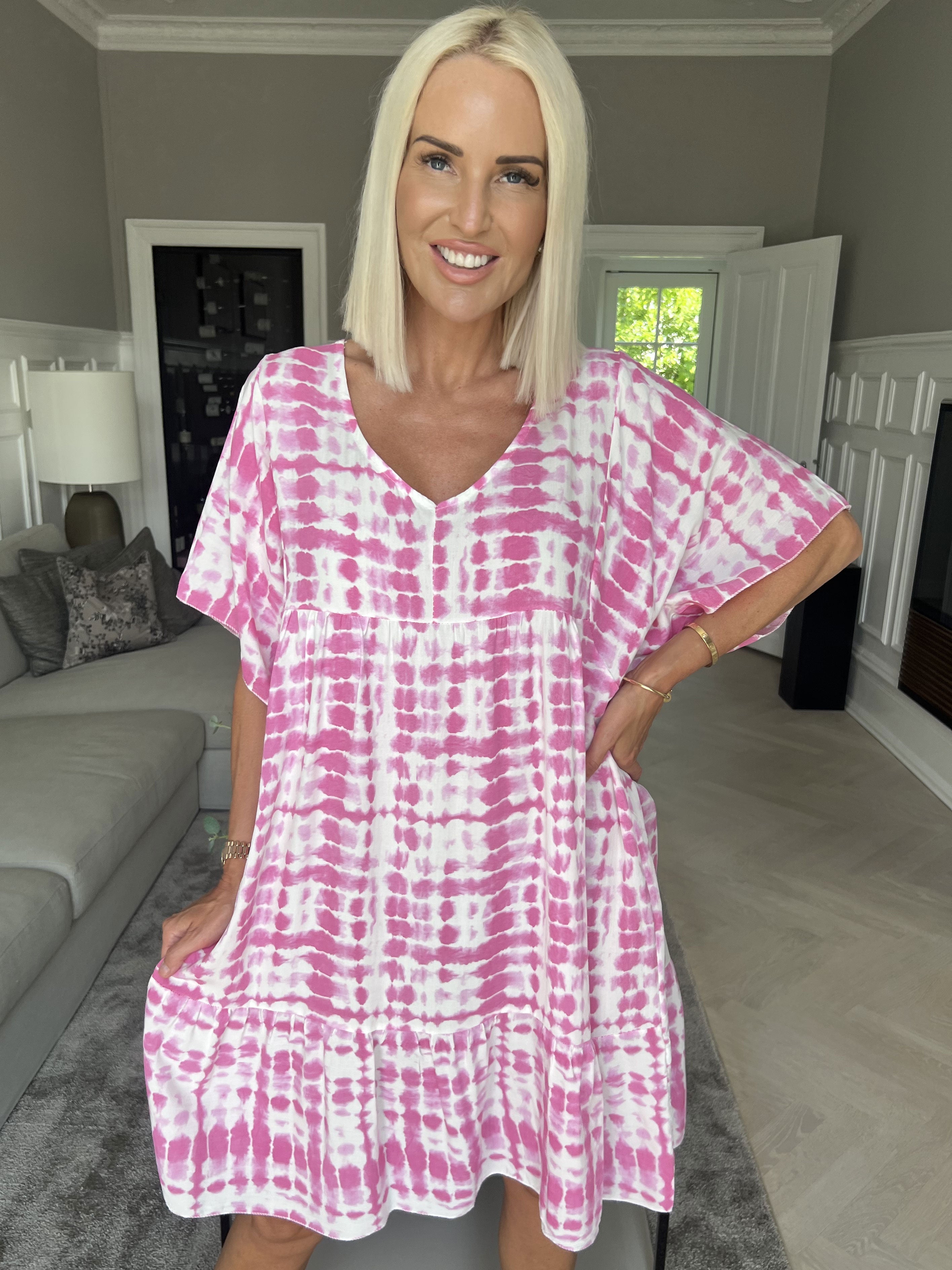 Amanza - Söt tunikaklänning i viskos med batikmönster