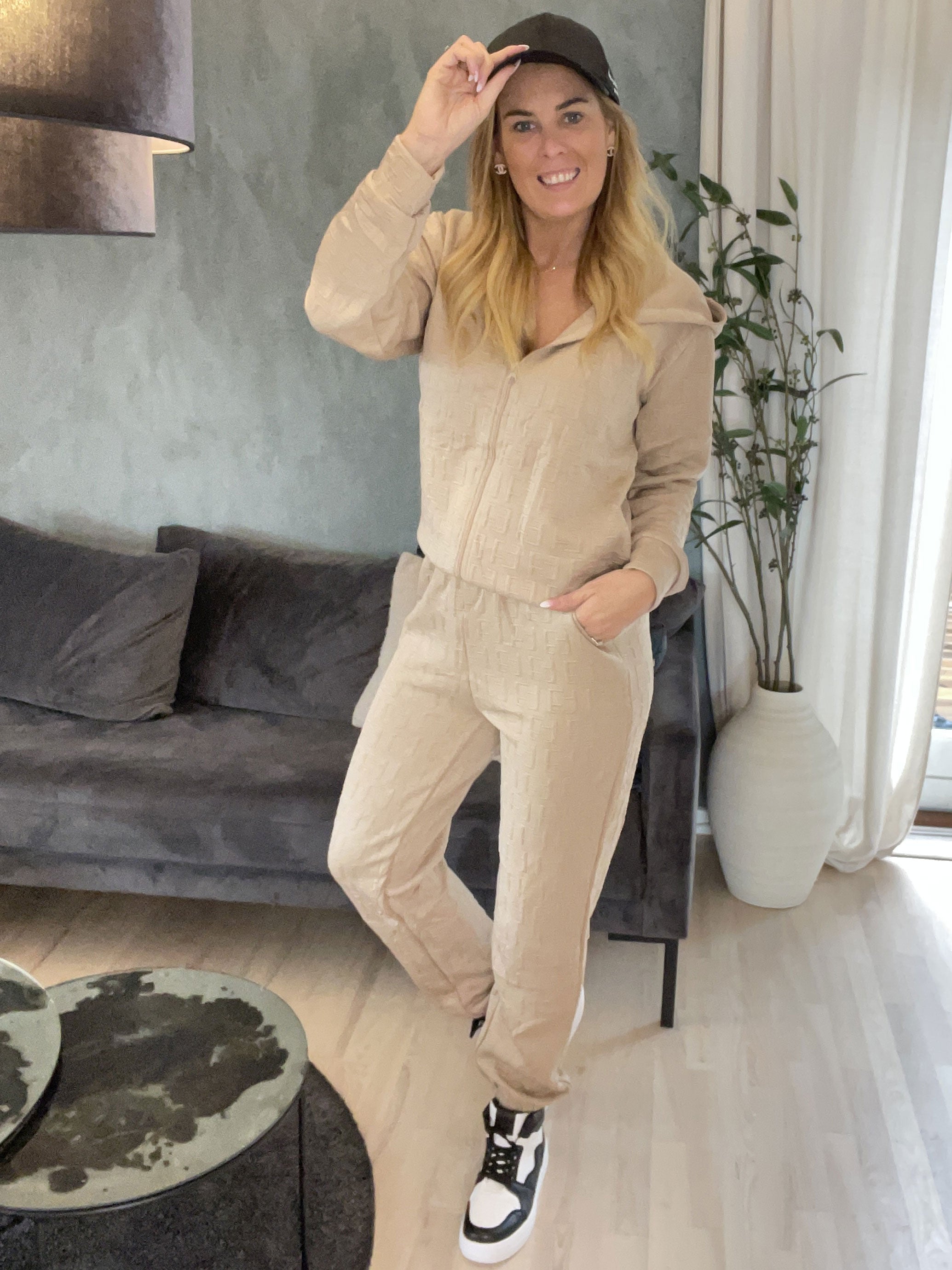 Amber - Enfärgat mönstrat jogging set i enfärgad färg - Grey