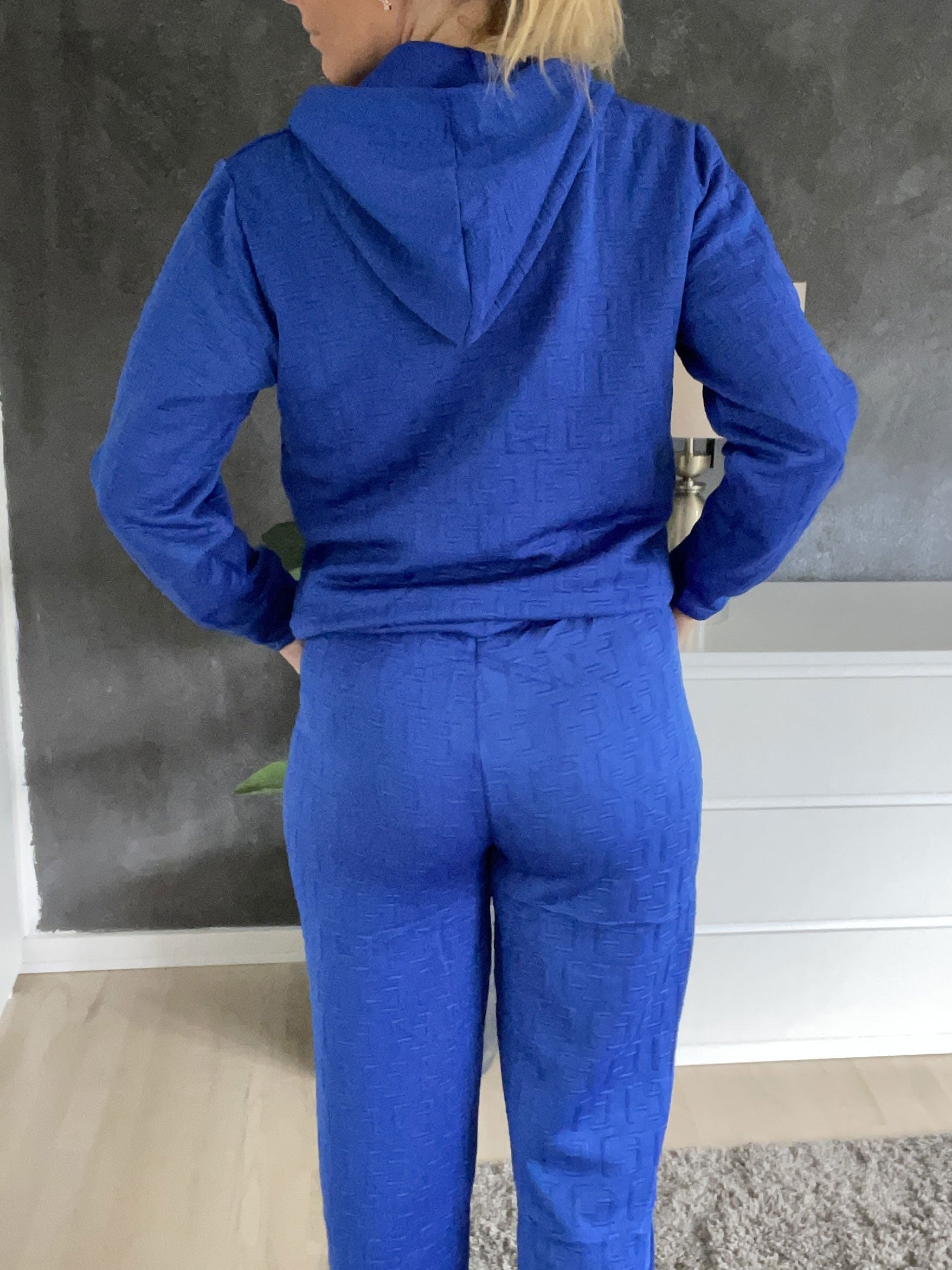 Amber - Enfärgat mönstrat jogging set i enfärgad färg - Beige