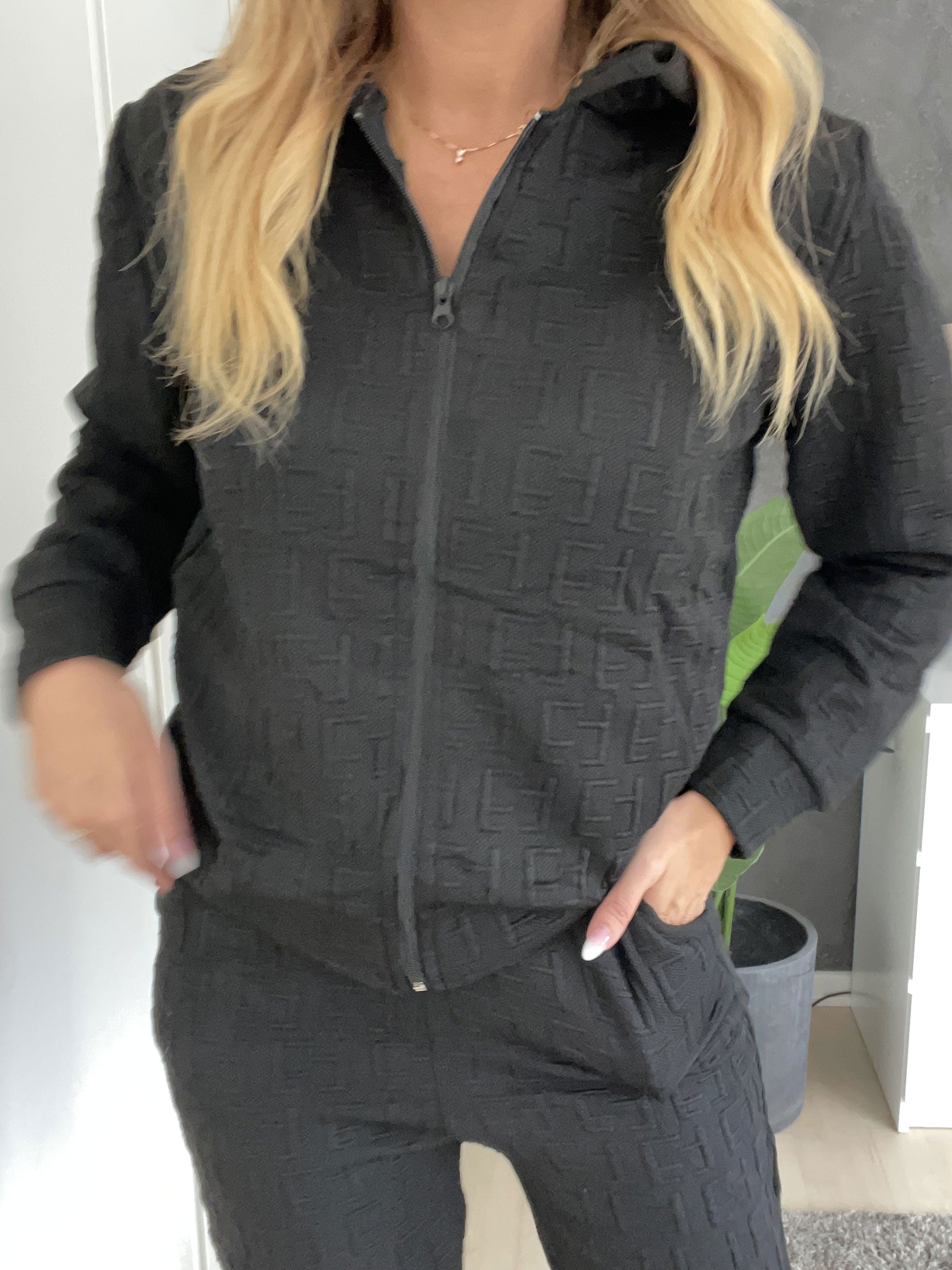 Amber - Enfärgat mönstrat jogging set i enfärgad färg