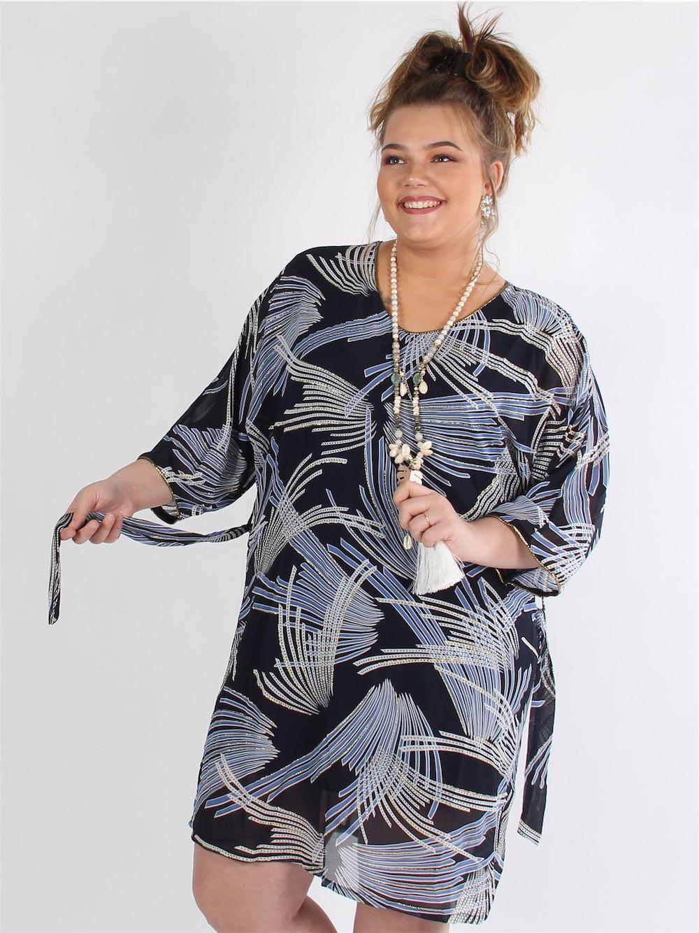 Amira - Chiffonklänning med mönster