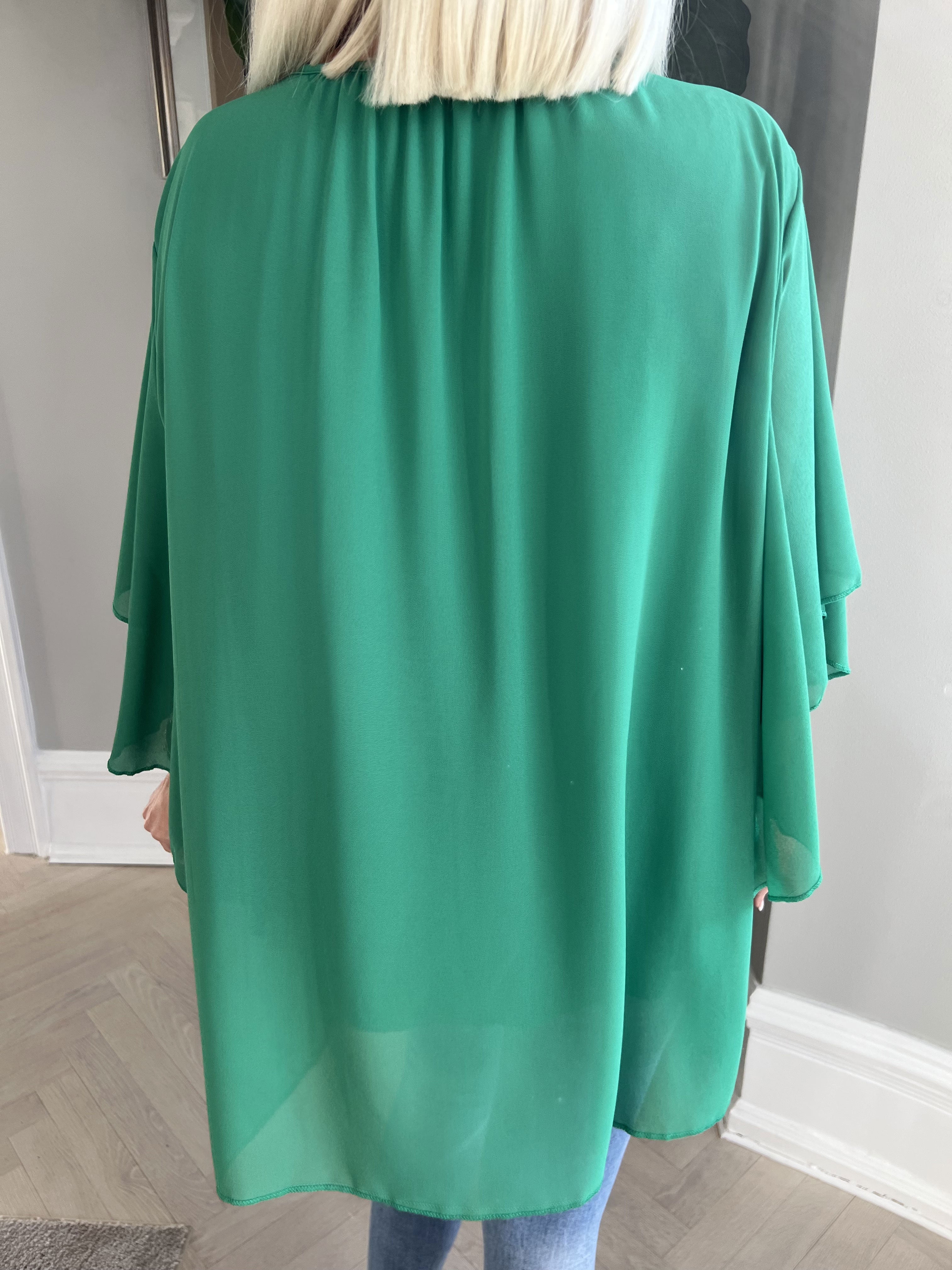 Annis - Söt tunika i lös passform i chiffong