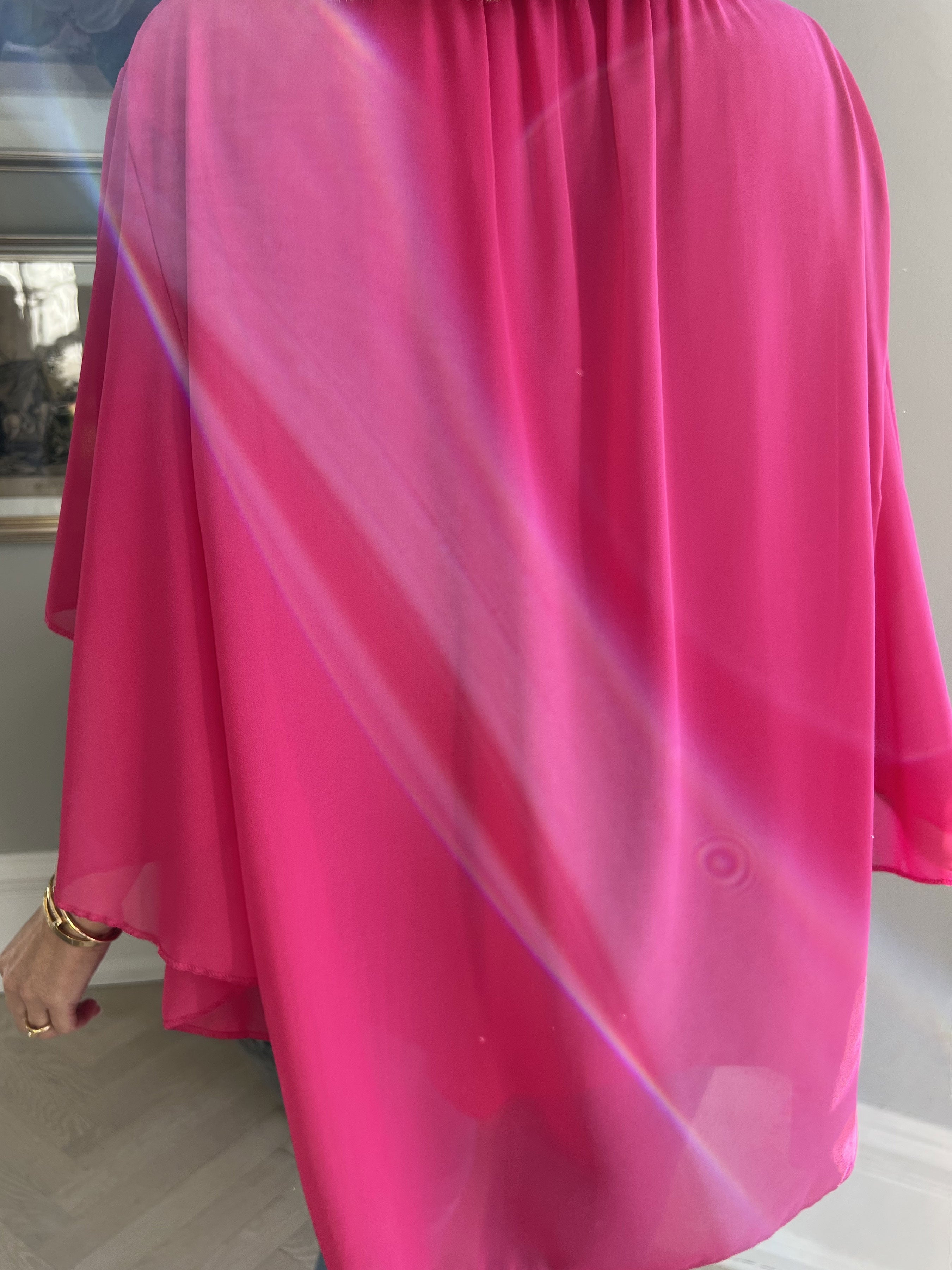 Annis - Söt tunika i lös passform i chiffong