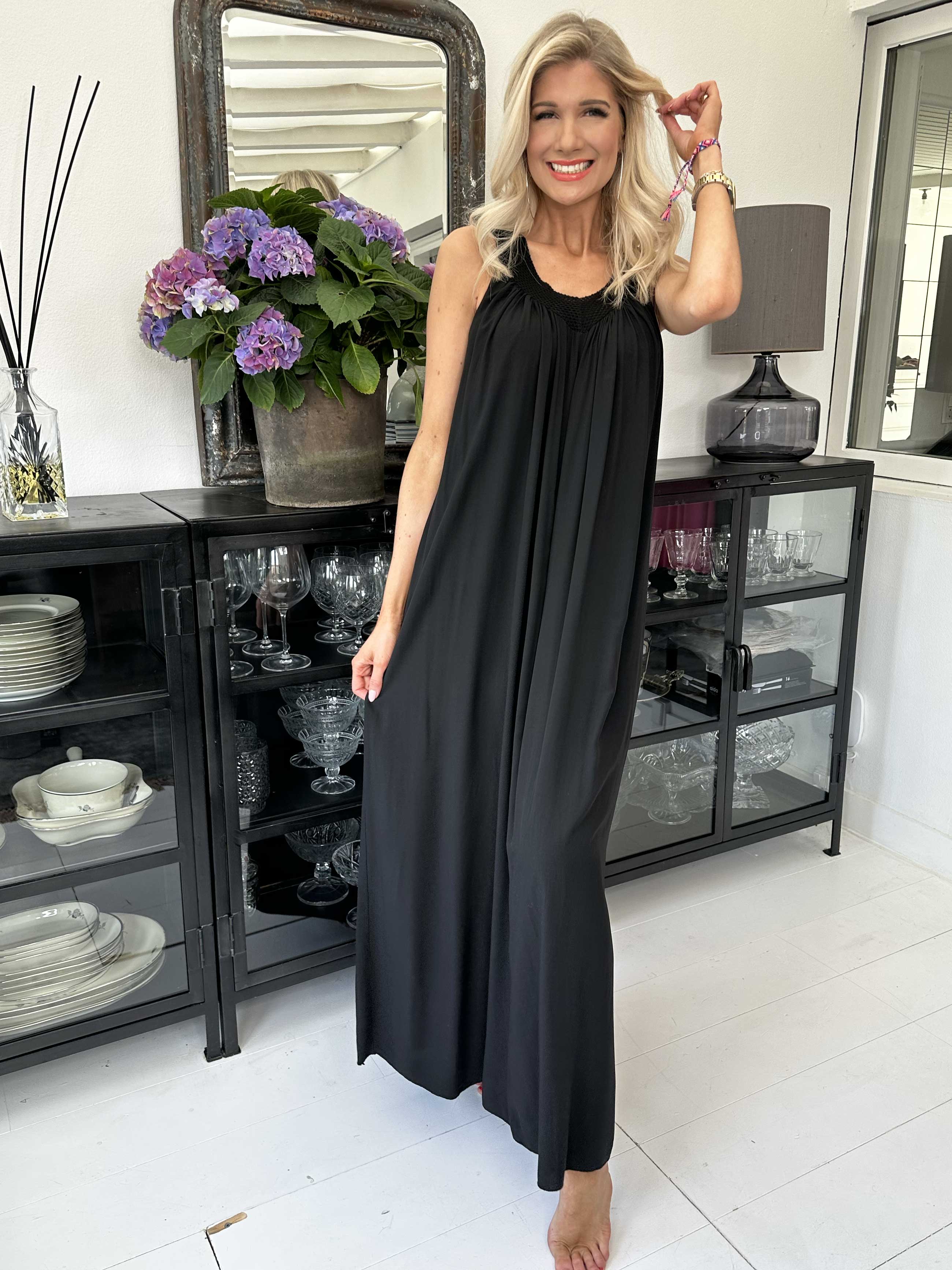 Arizona - Lång sommarklänning med breda axelband