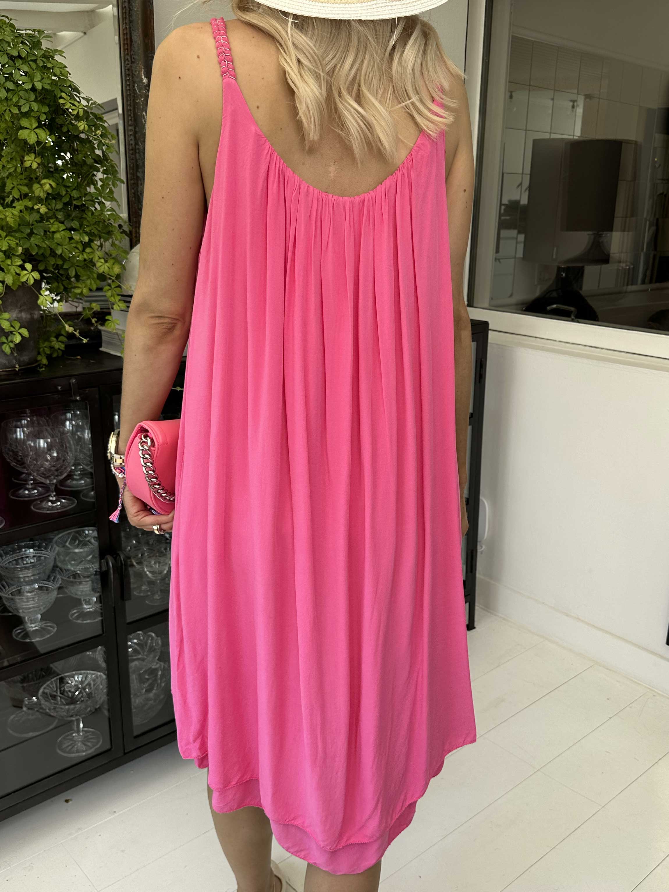 Asia Dress - Söt enfärgad viskosklänning med flätade axelband