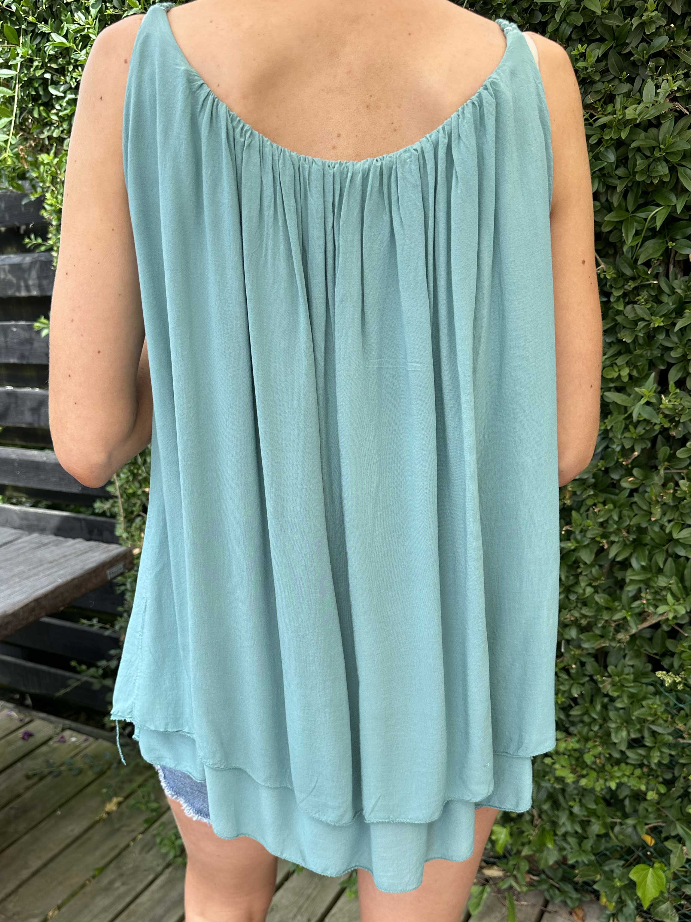 Asia - Söt enfärgad viskostopp med flätade band