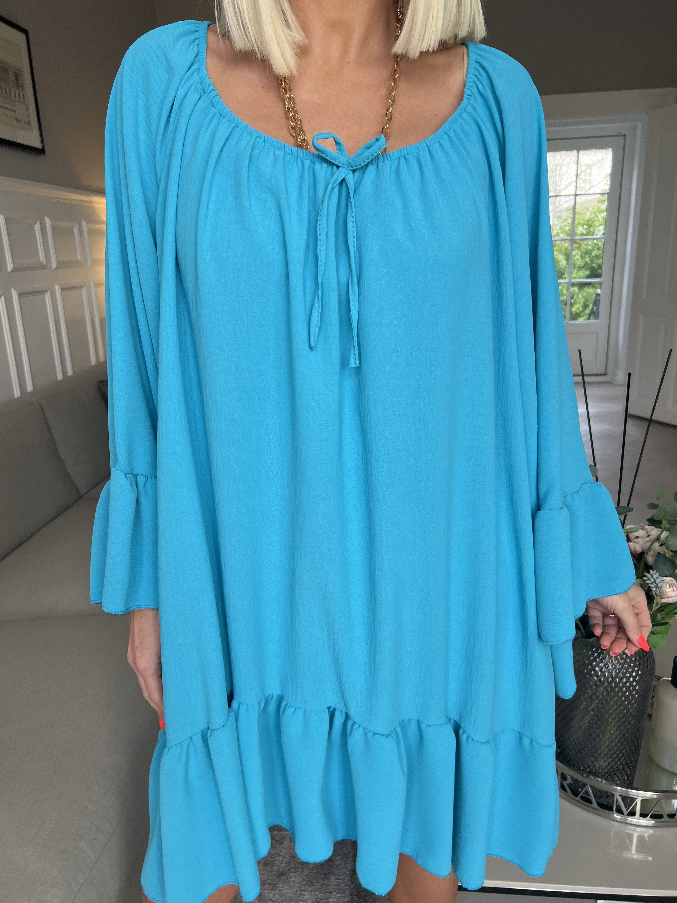 Asta - Tunikaklänning med volanger och gummiband i halsen