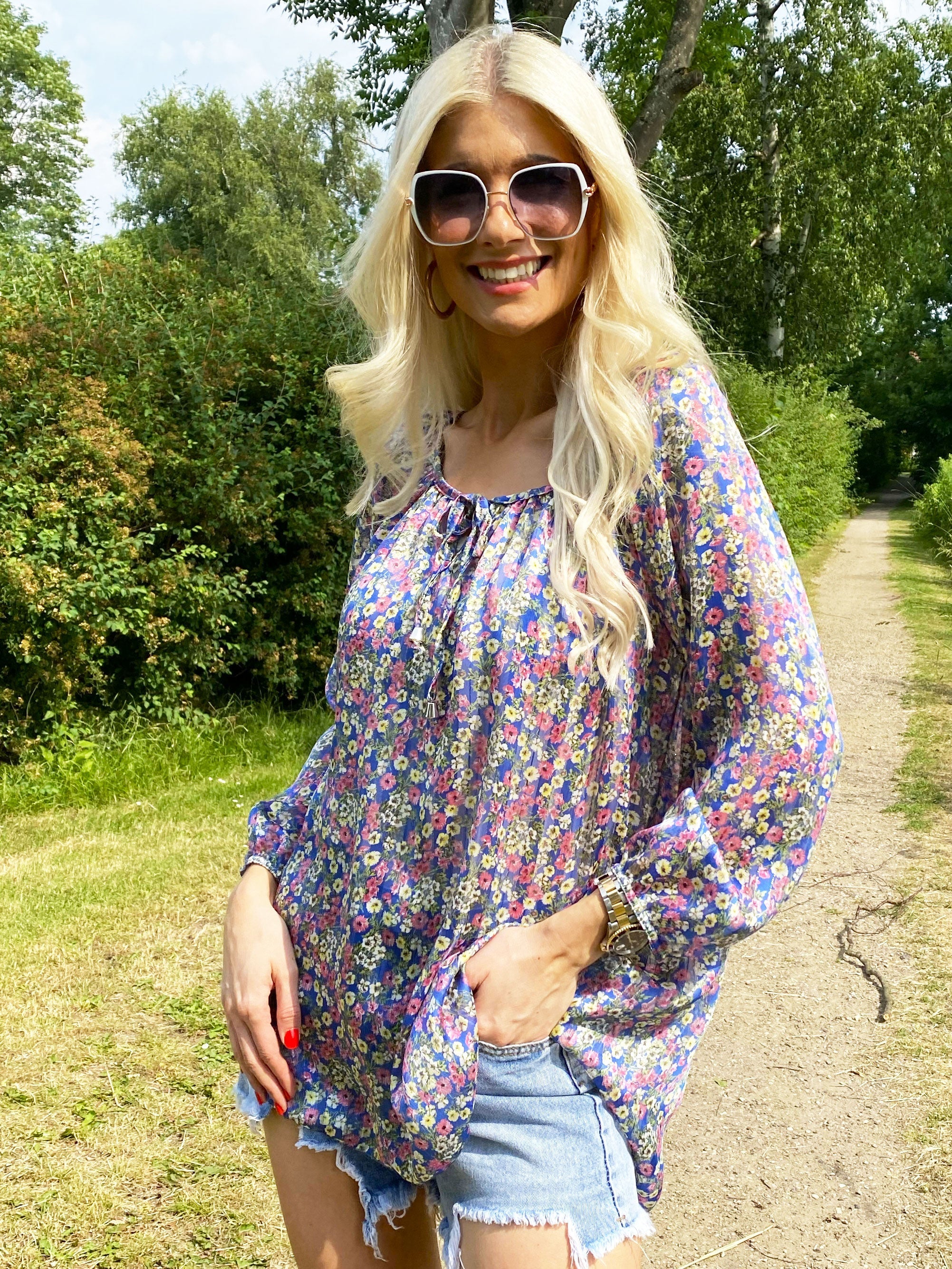 Astrid - Tunika i chiffong med blommor