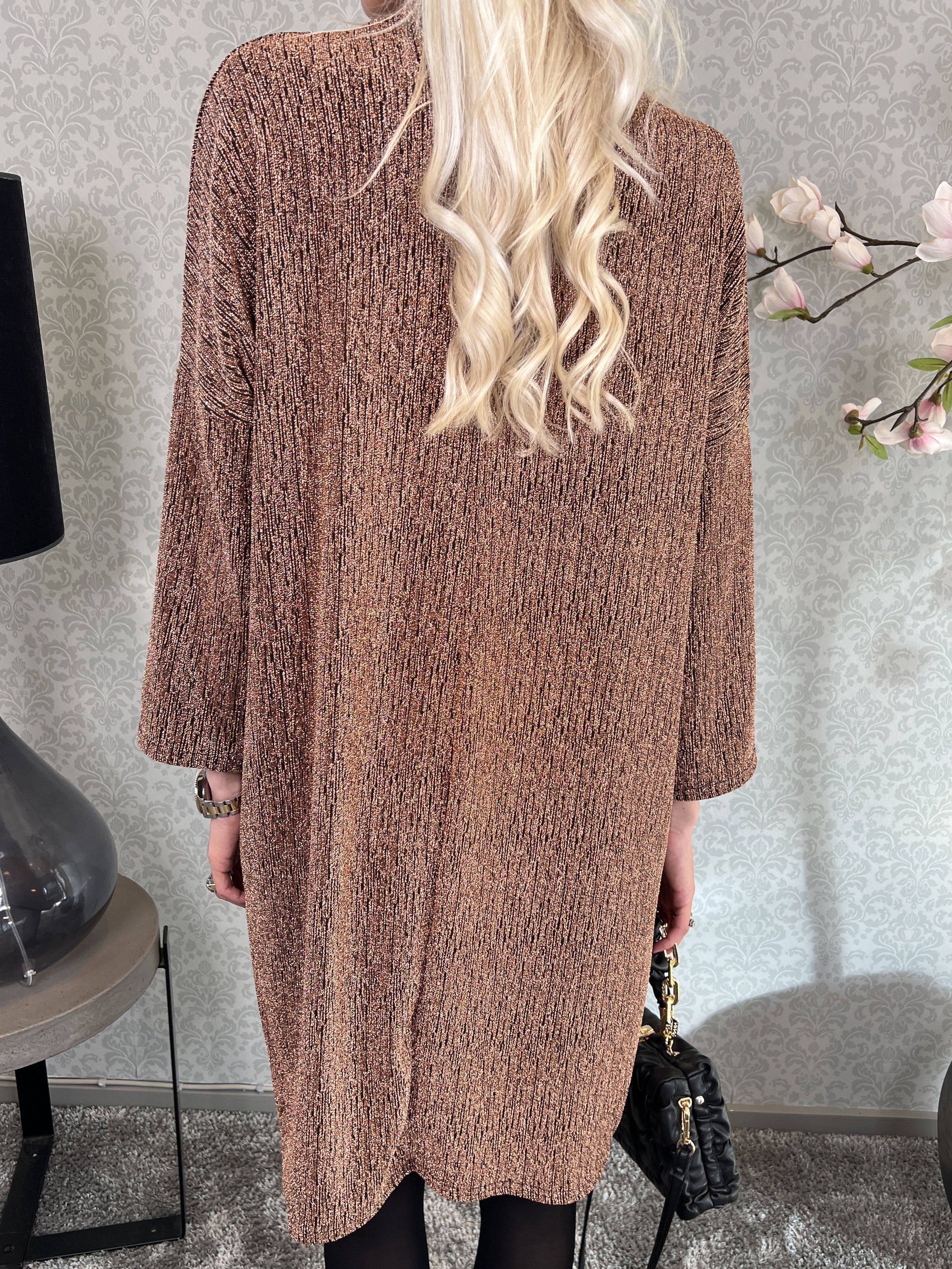 Audine - Enkel glitterklänning i elastiskt tyg