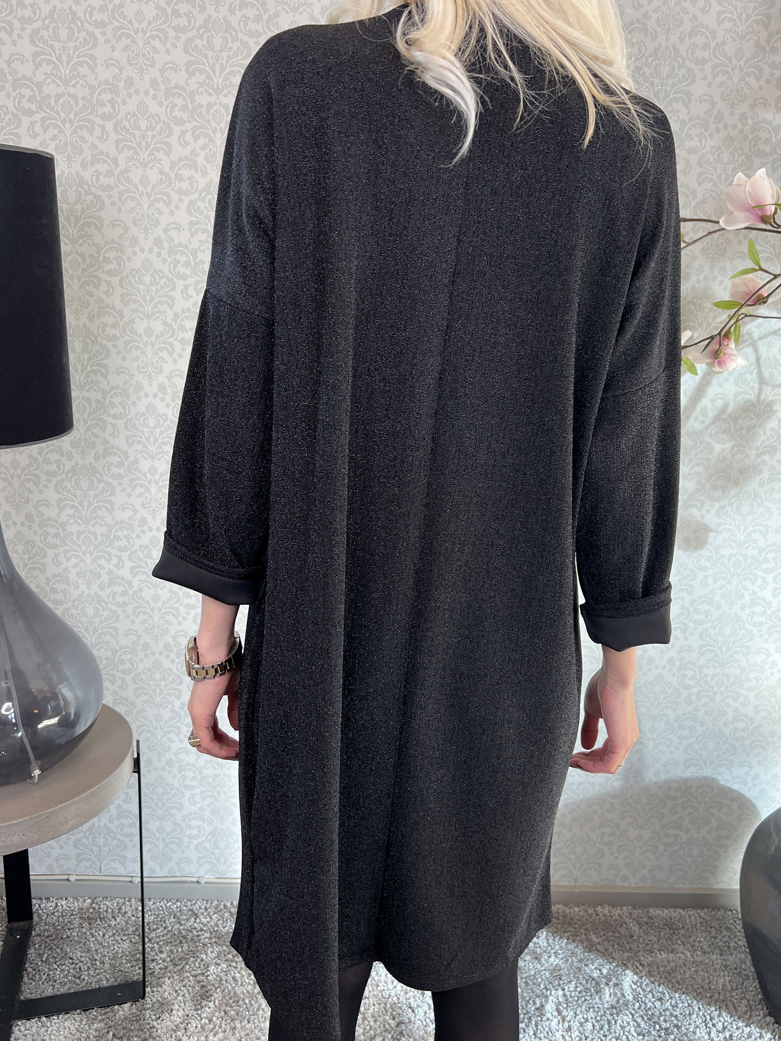 Audine - Enkel glitterklänning i elastiskt tyg