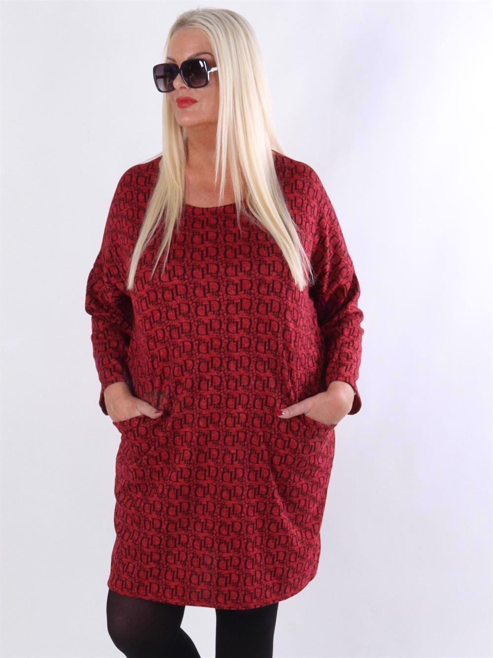 Ava - Klänning med skrift och fickor