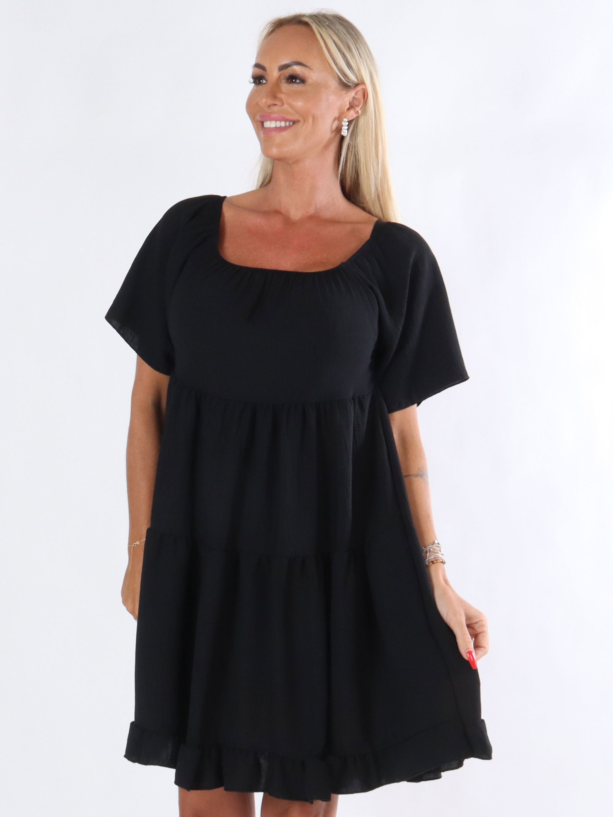 Babeth - Klänning med lagerformad look och volanger