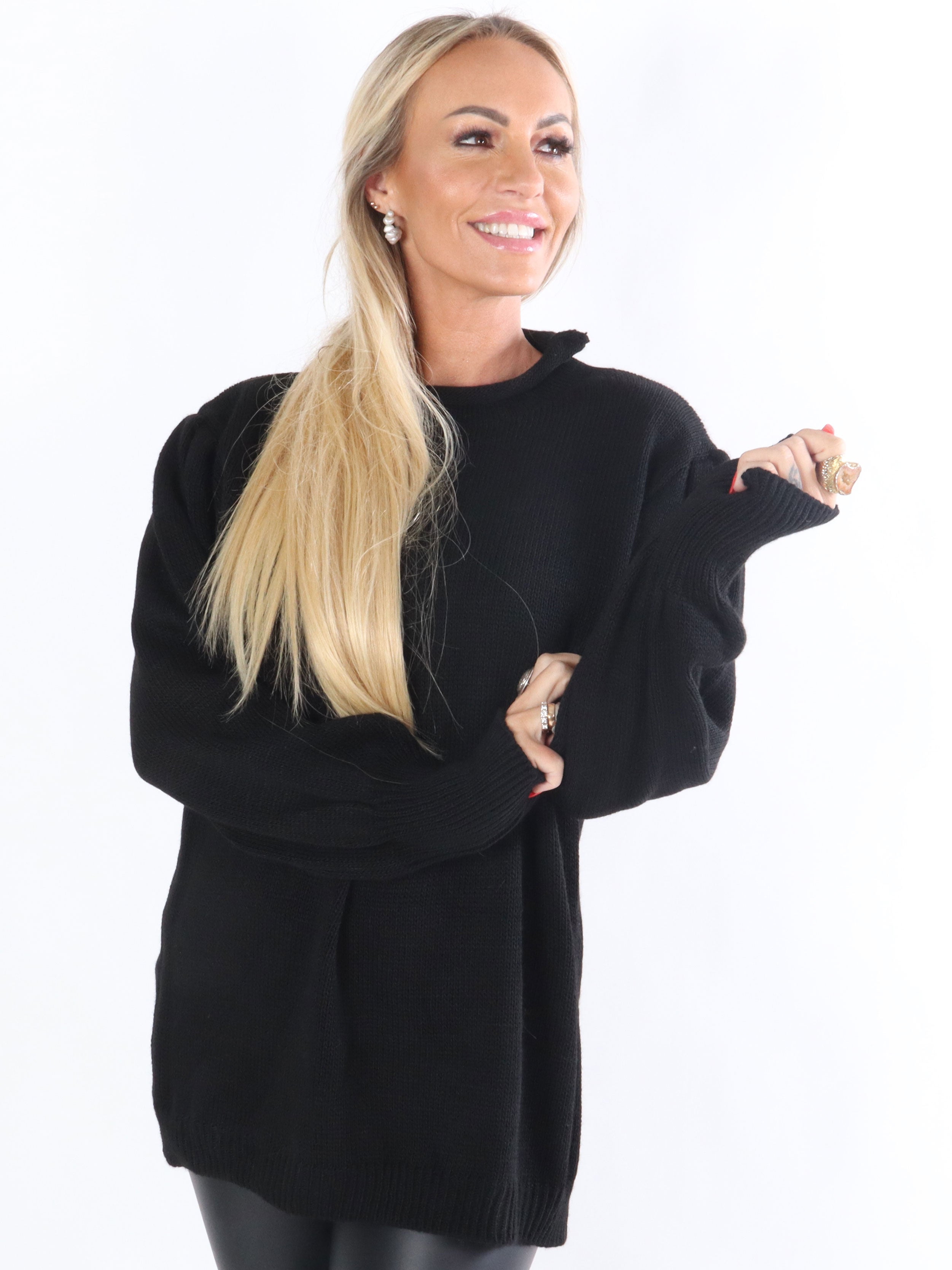 Beate - Stickad tröja med små puffärmar