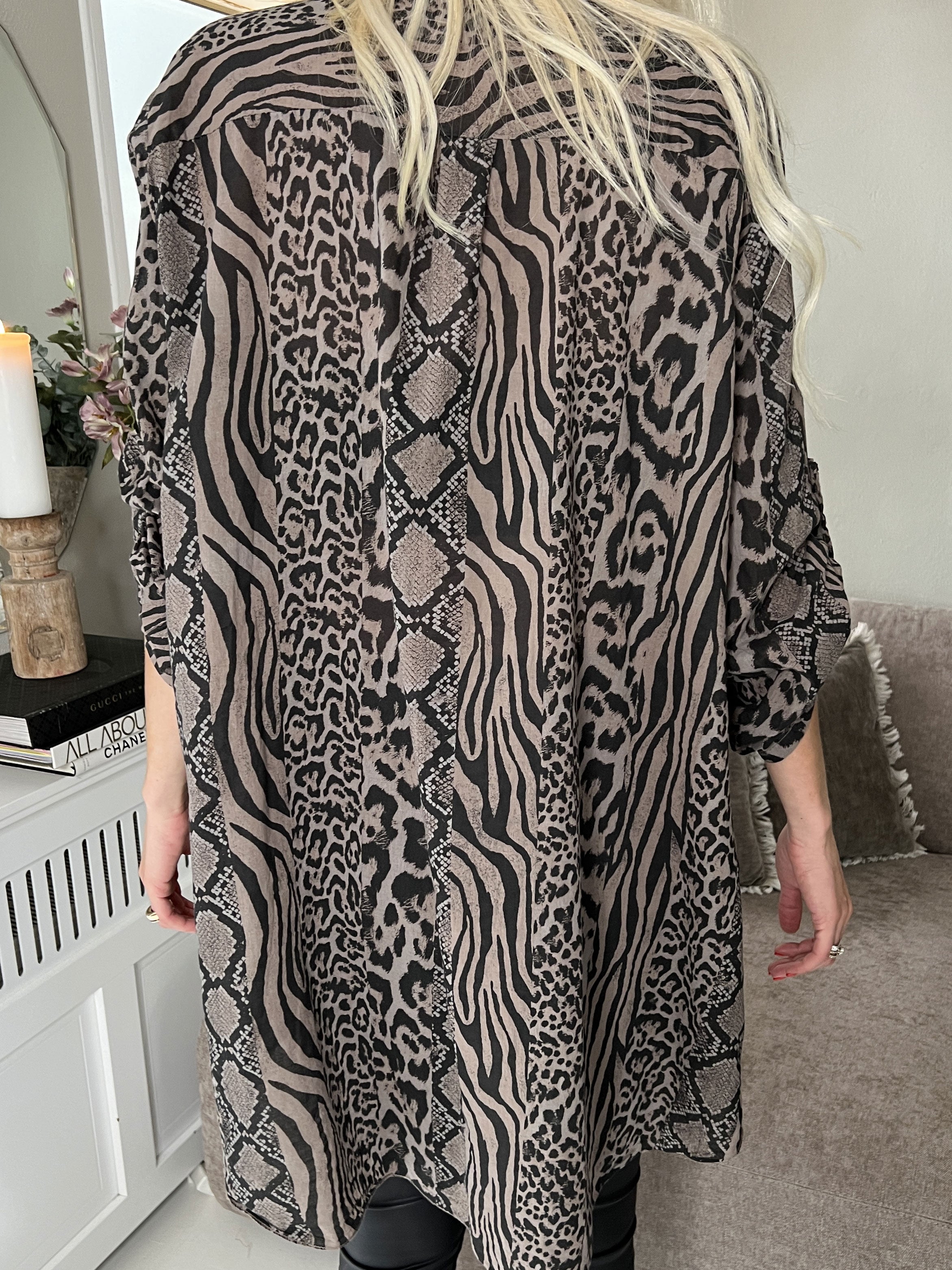 Berna Animal - Skjorta i blandat djurtryck med fickor