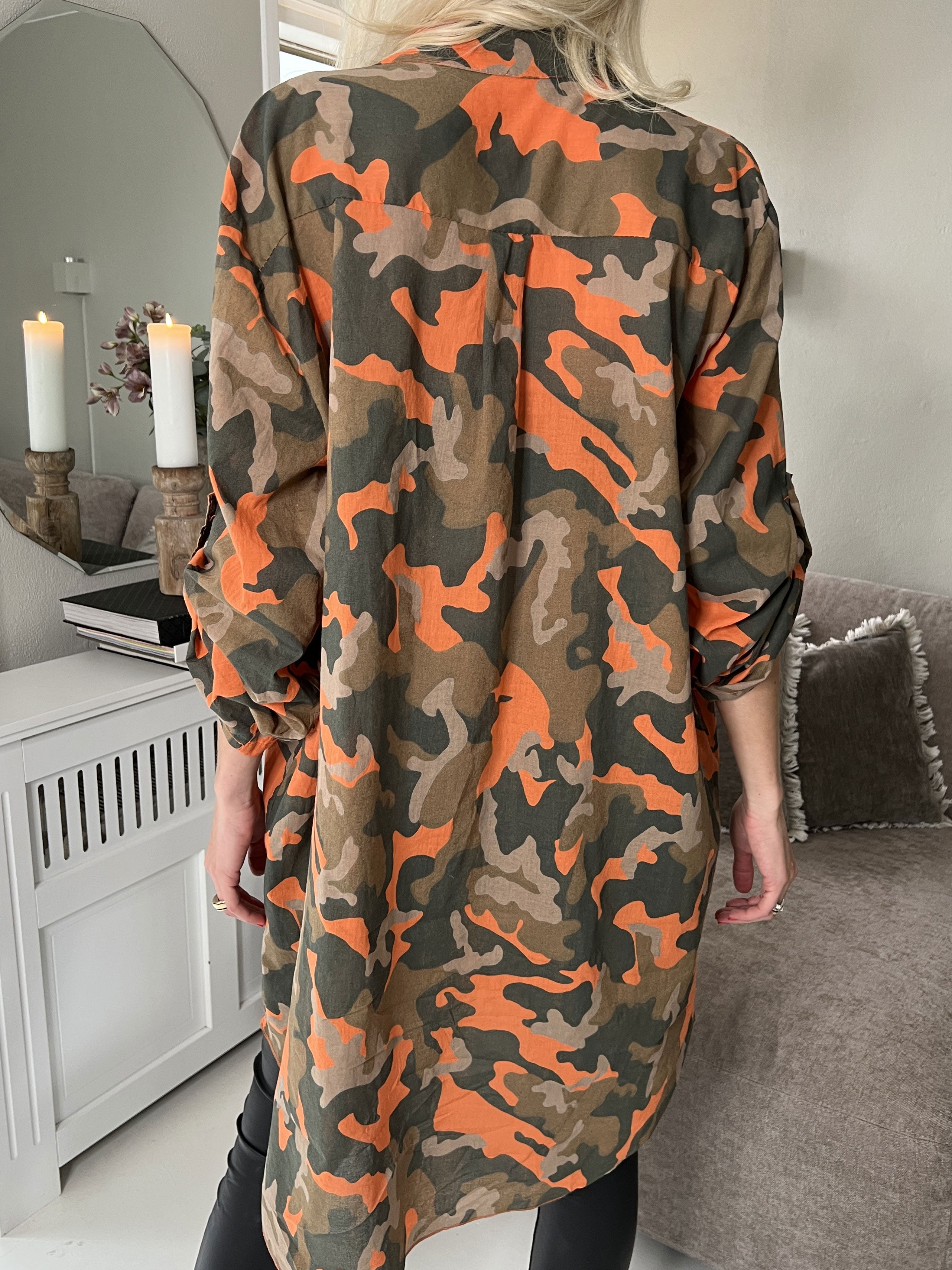 Berna Camo - Skjorta i kamouflagetryck med fickor