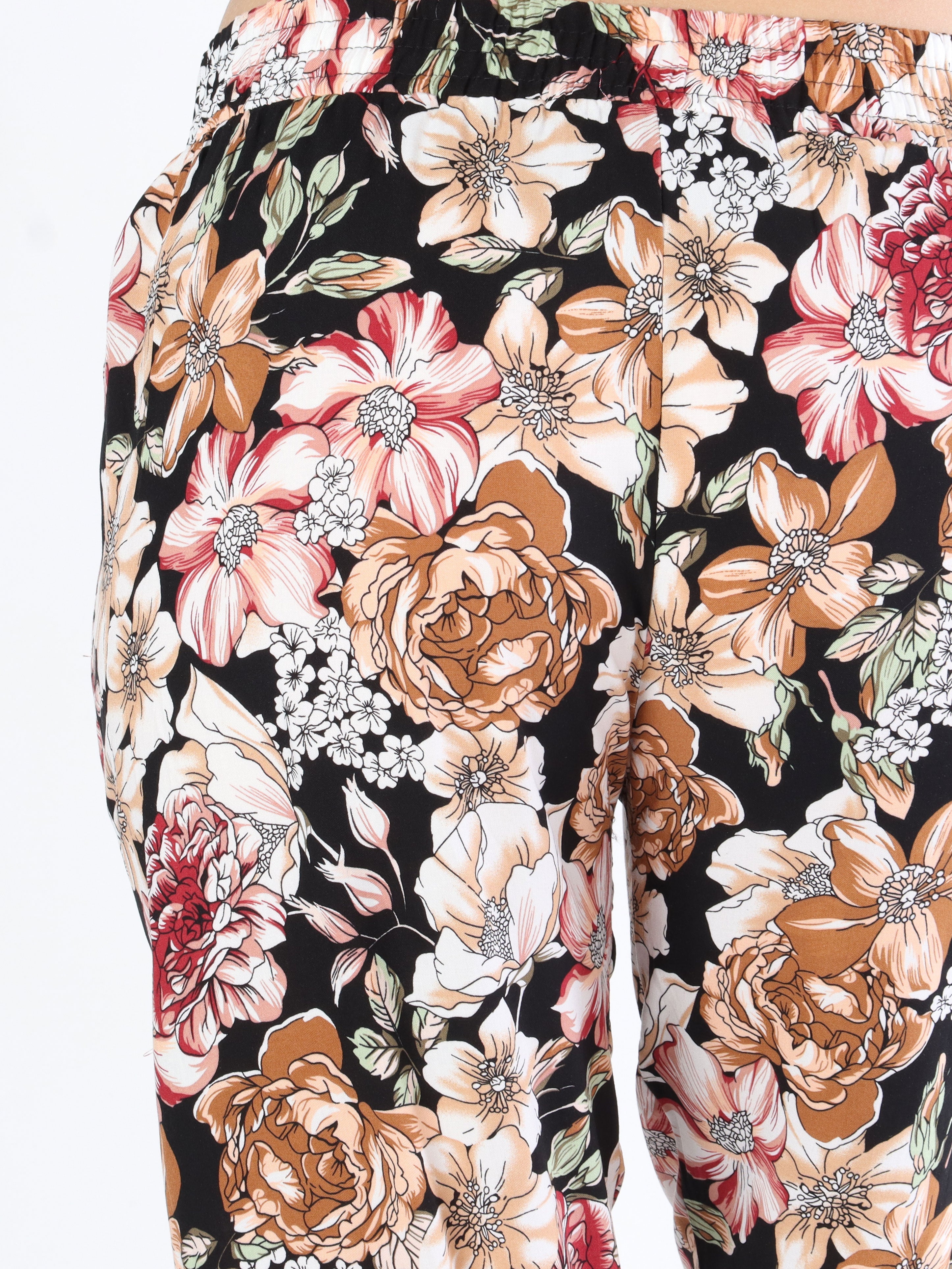 Billie - Löst sittande byxor i blommönster med elastisk kant