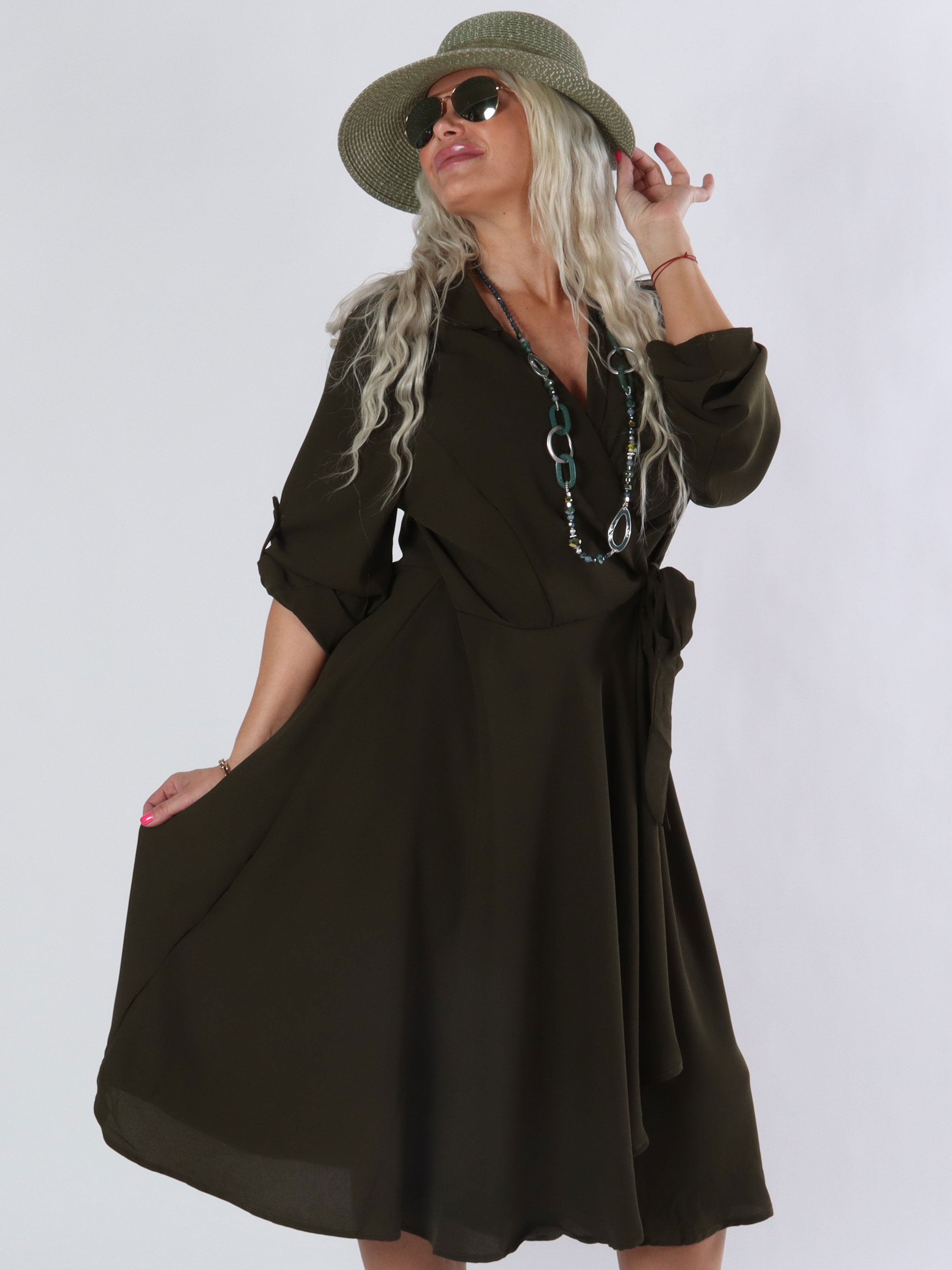 Bonnie - Armégrön klänning med skjortkrage